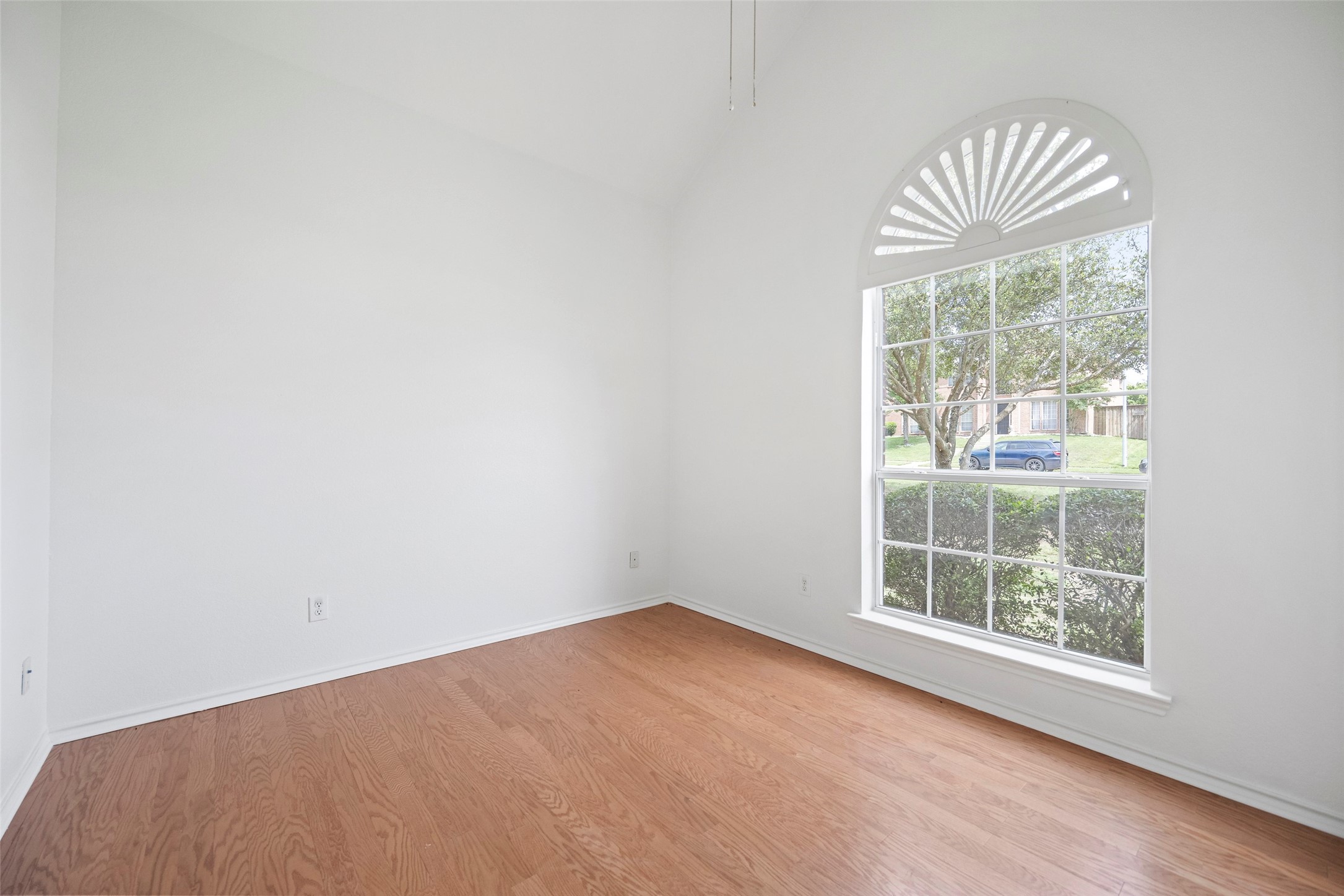 930 Heatherwood Drive