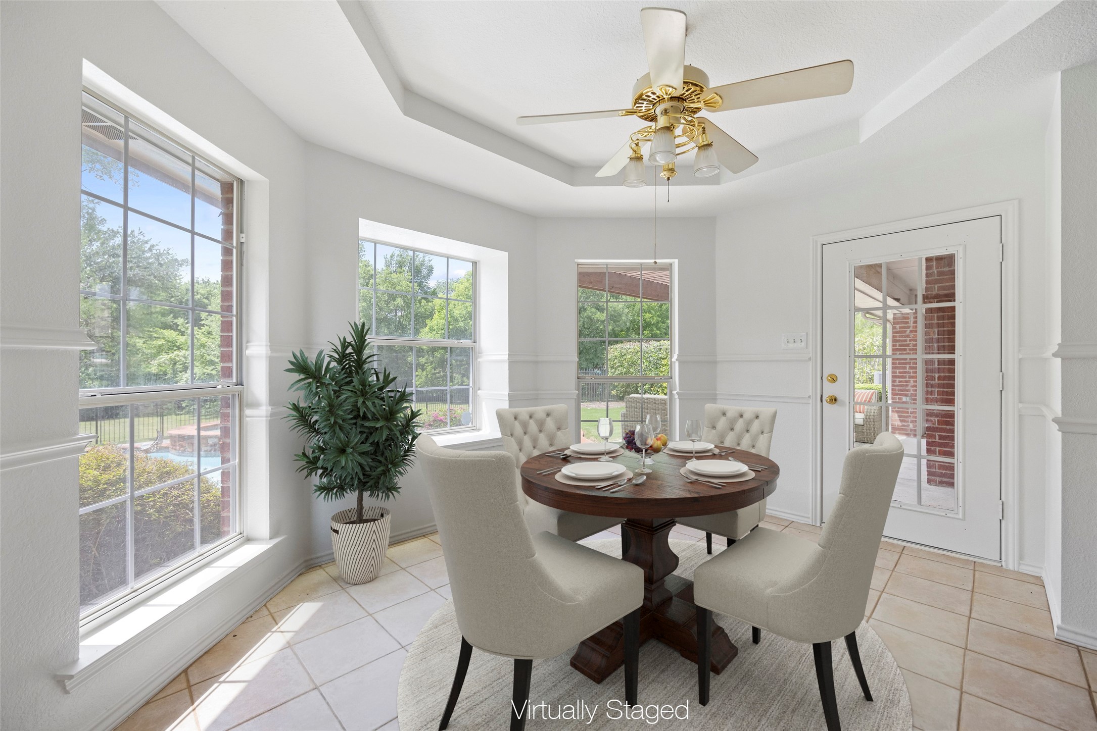 930 Heatherwood Drive