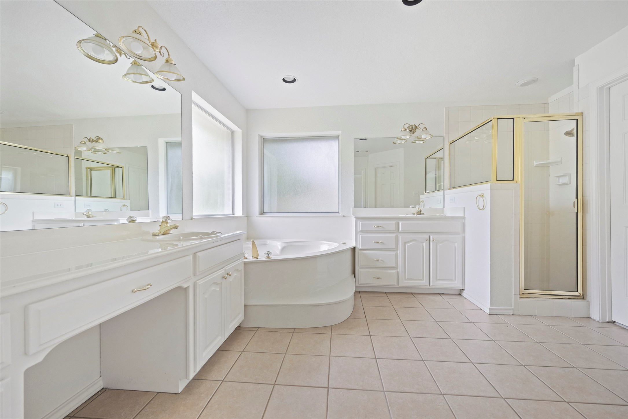 930 Heatherwood Drive