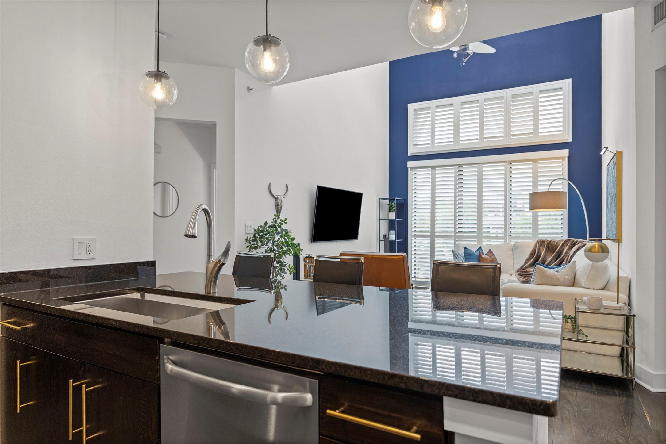 4414 Cedar Springs Road 301
