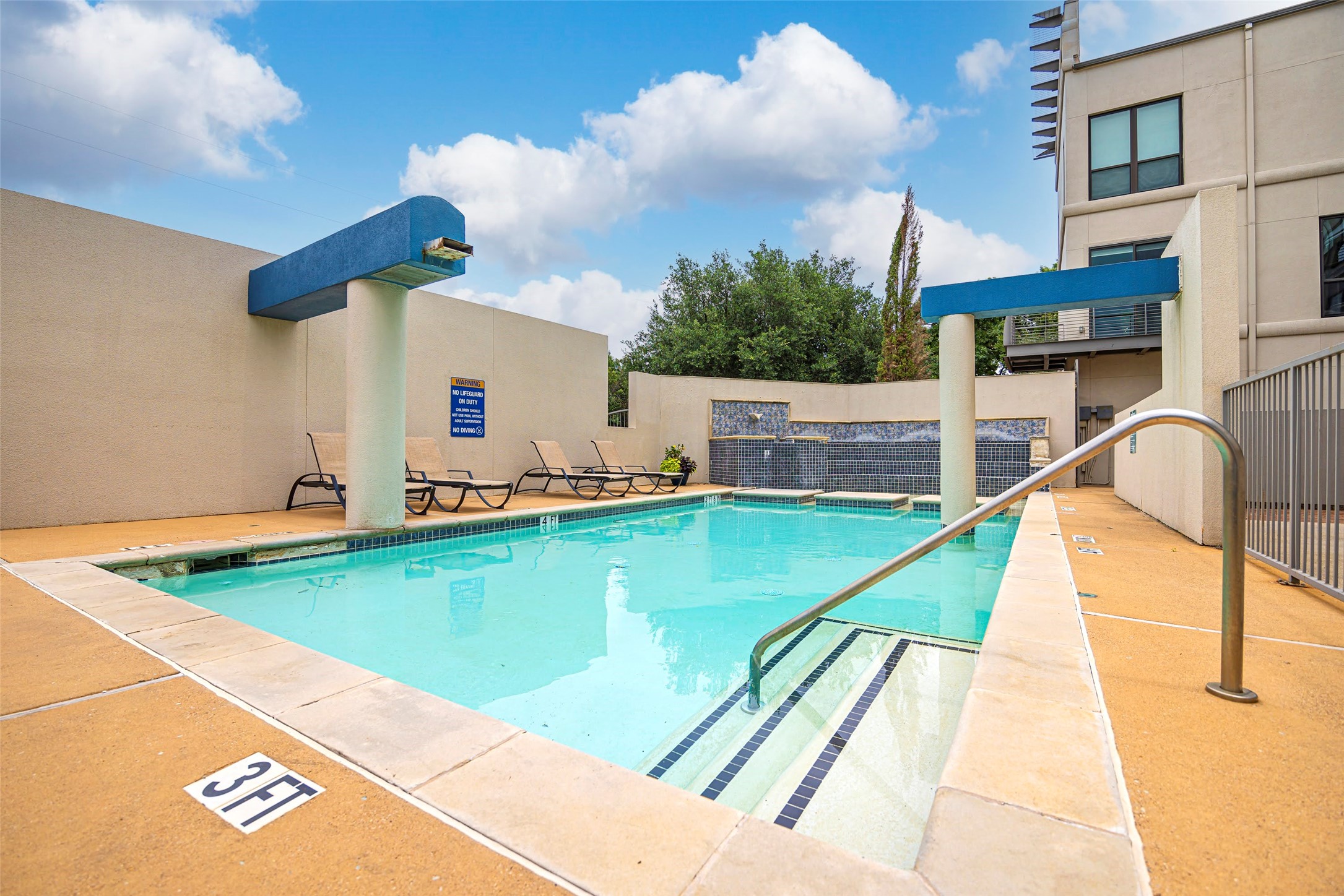 4414 Cedar Springs Road 301