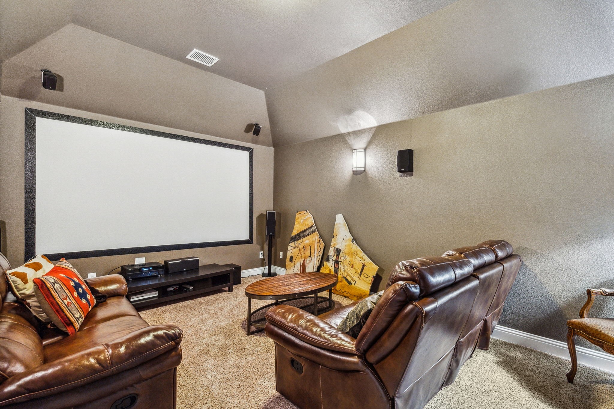 6416 Lakecrest Drive