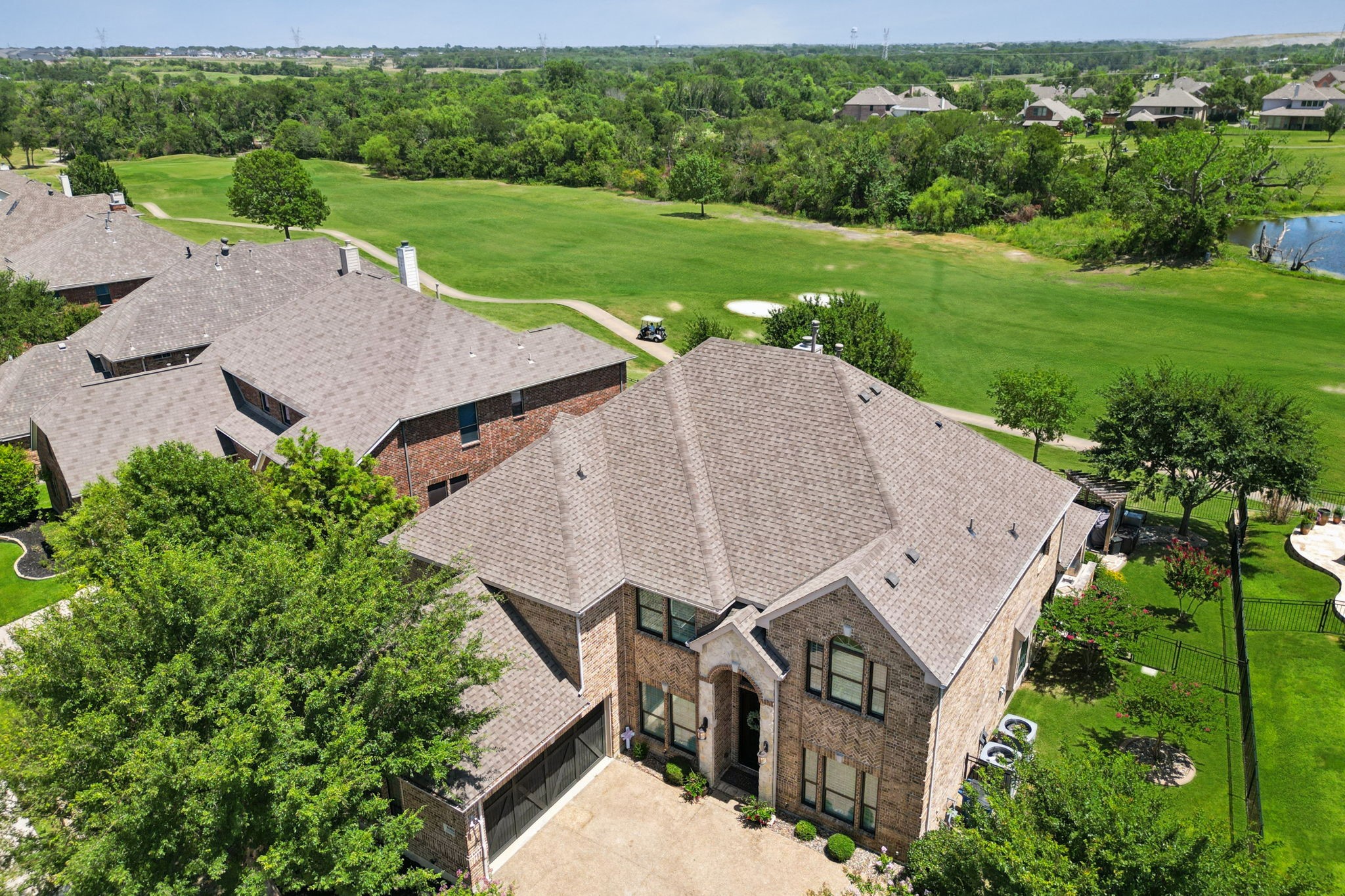 6416 Lakecrest Drive