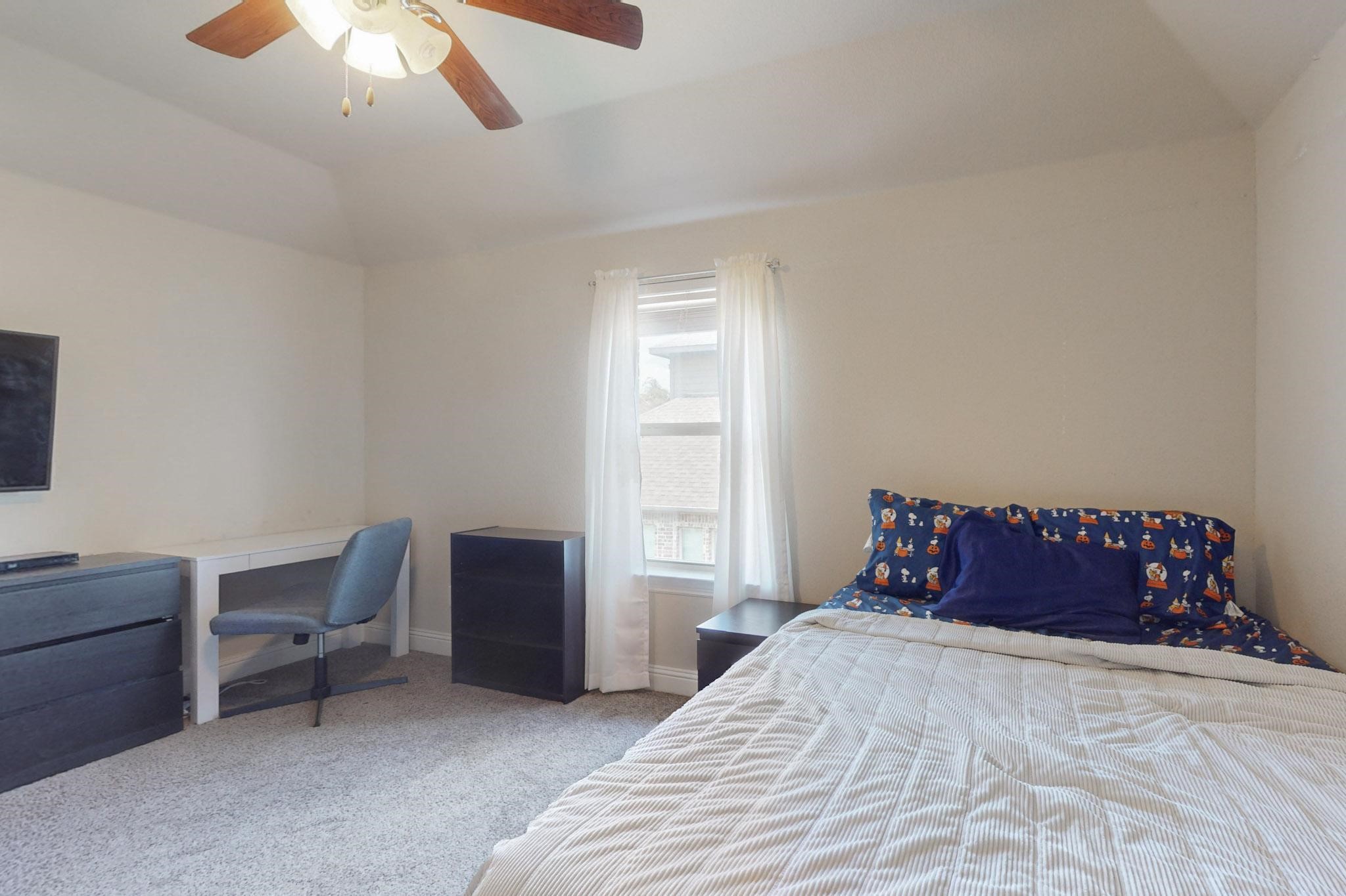 906 Sunnyvale Drive