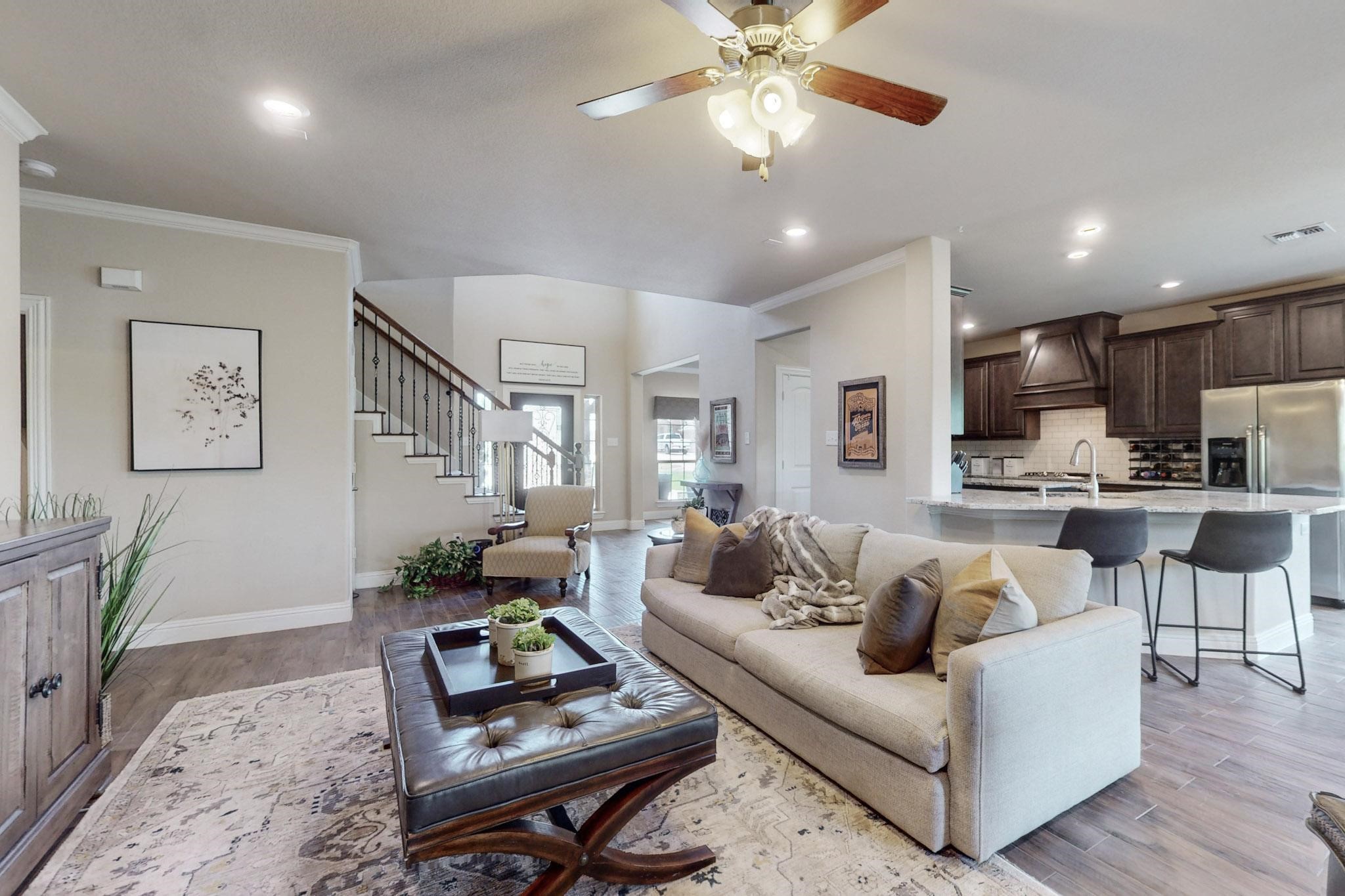 906 Sunnyvale Drive