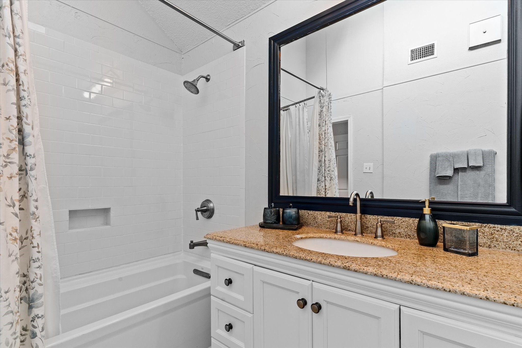 4107 Shadow Gables Drive