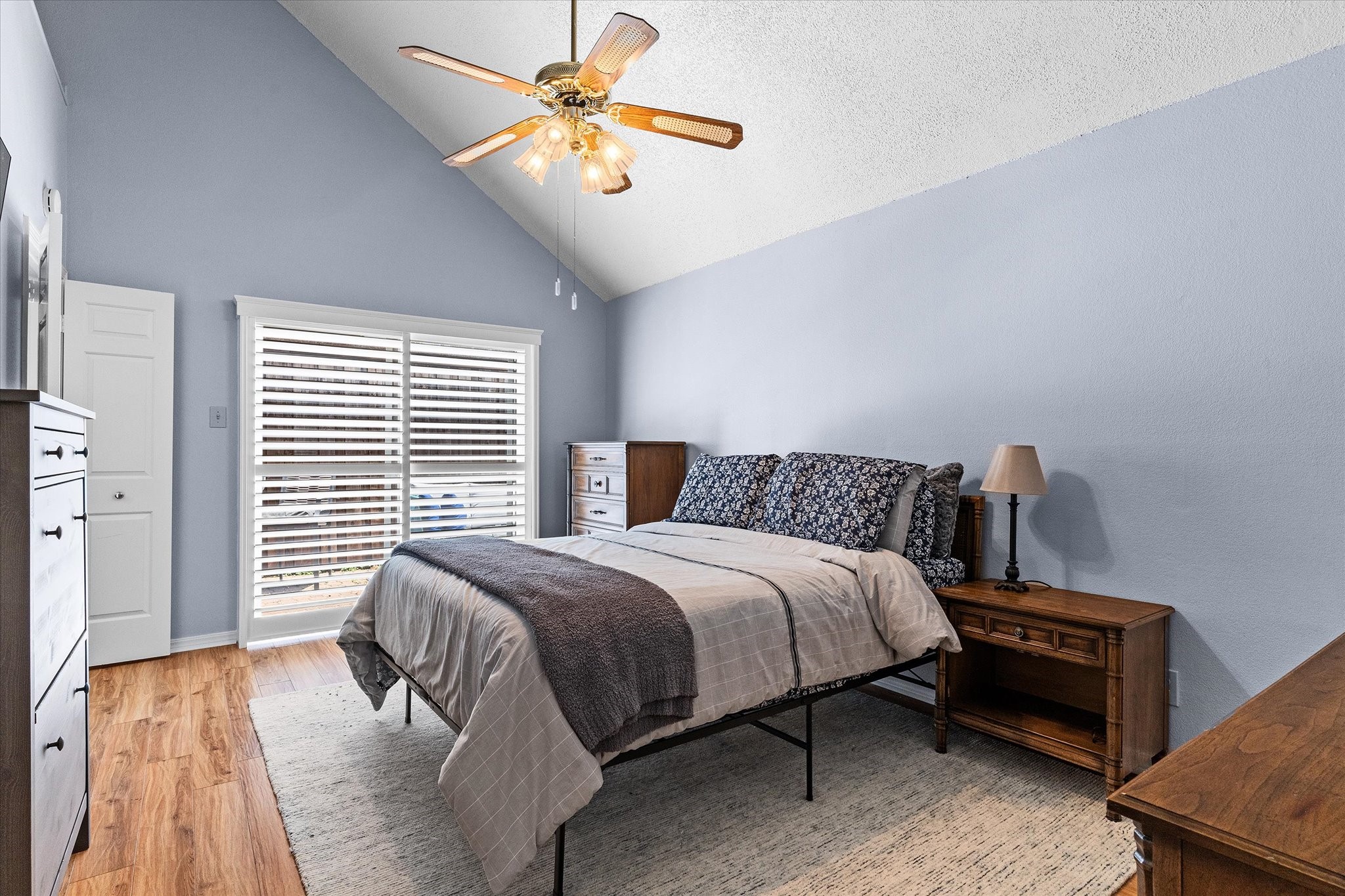 4107 Shadow Gables Drive