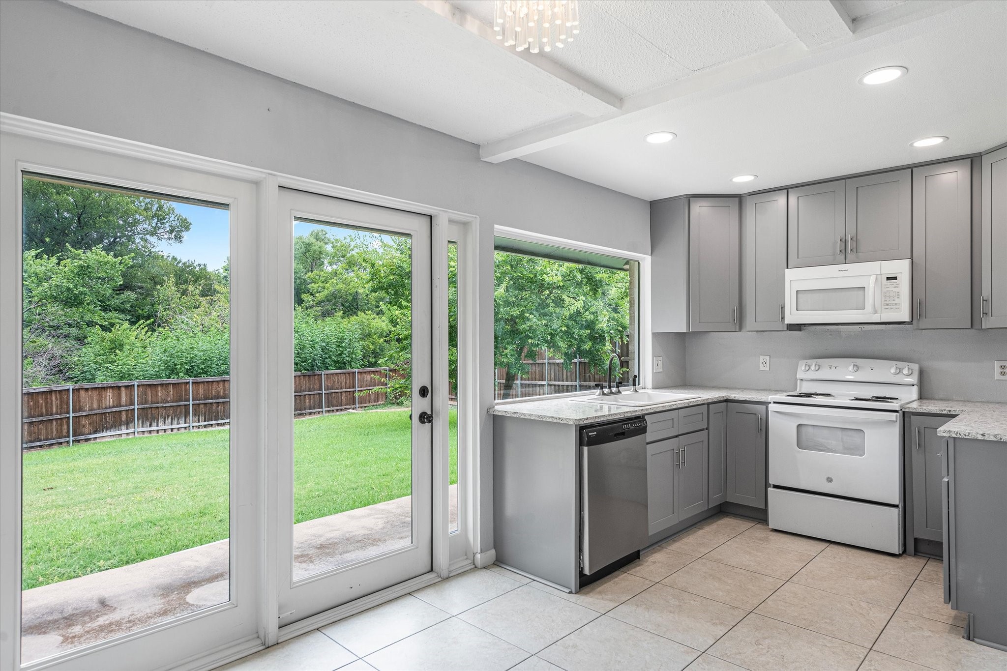 3416 Club Ridge Circle