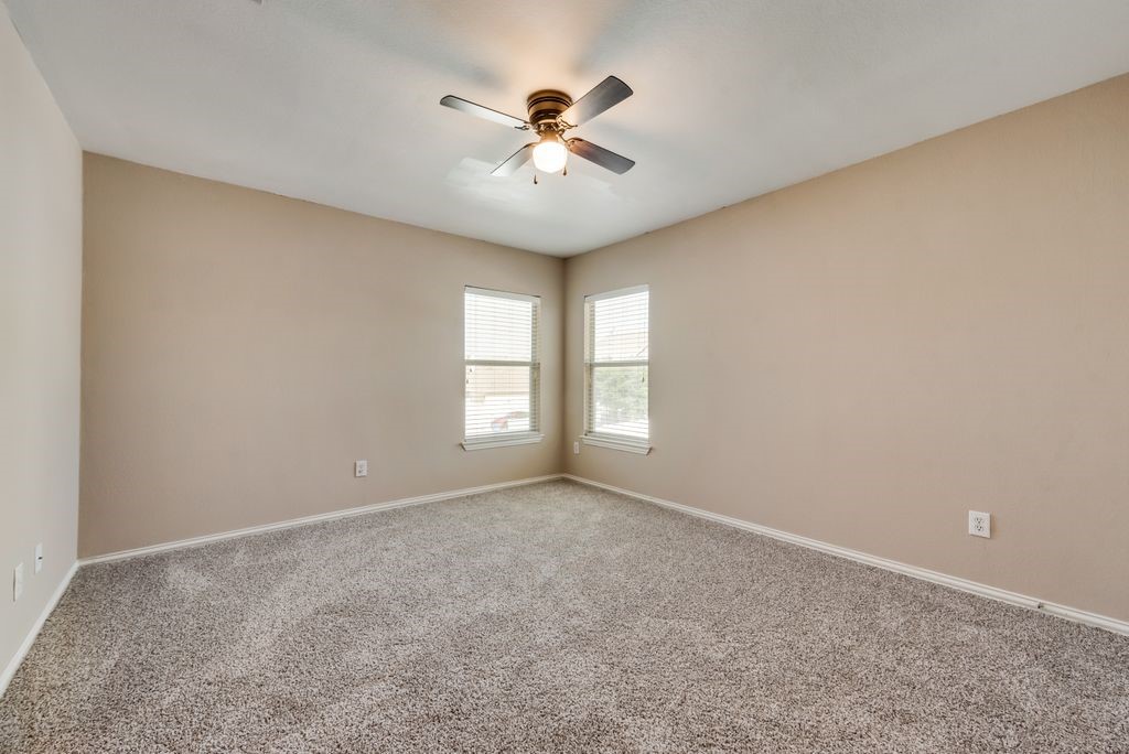 948 Fox Grove Lane