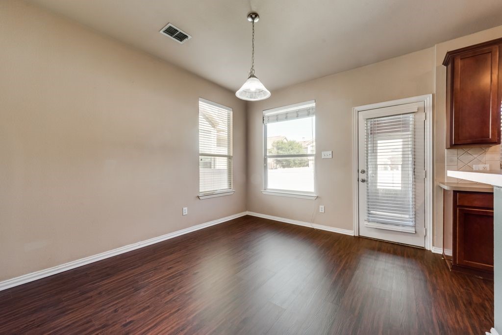 948 Fox Grove Lane
