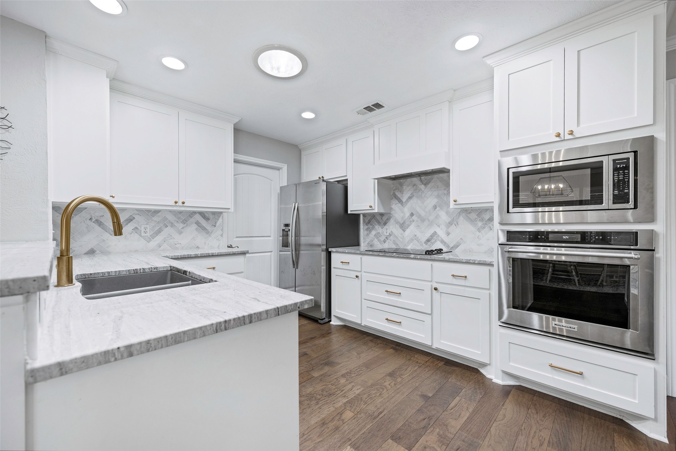 8402 Club Meadows Drive