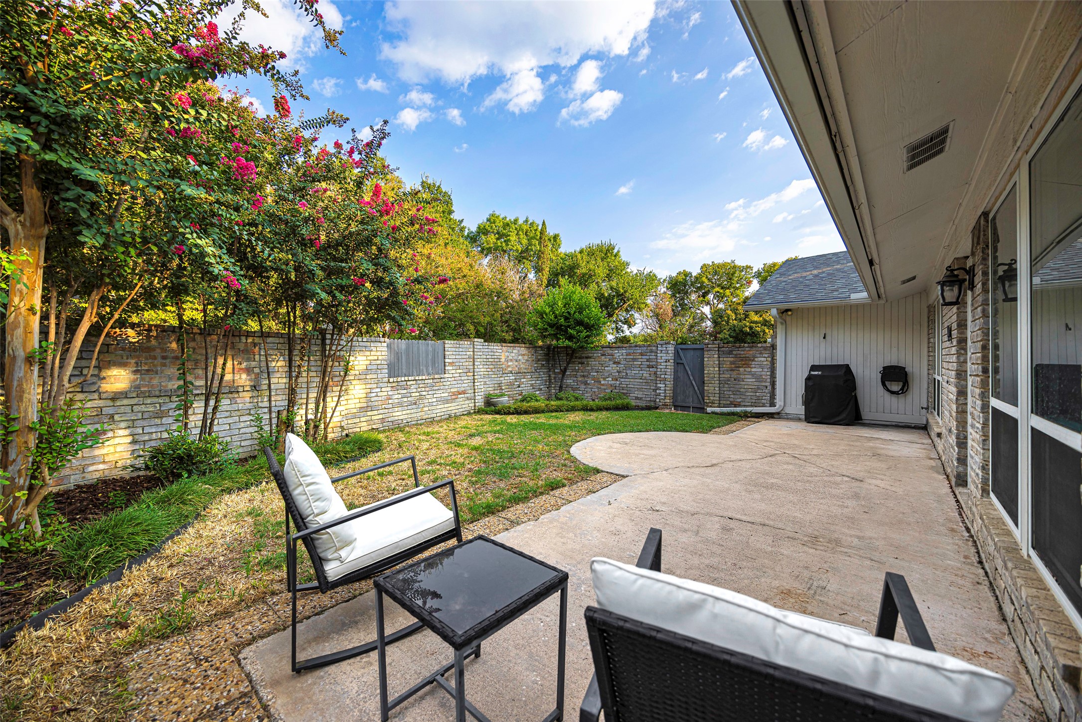 8402 Club Meadows Drive