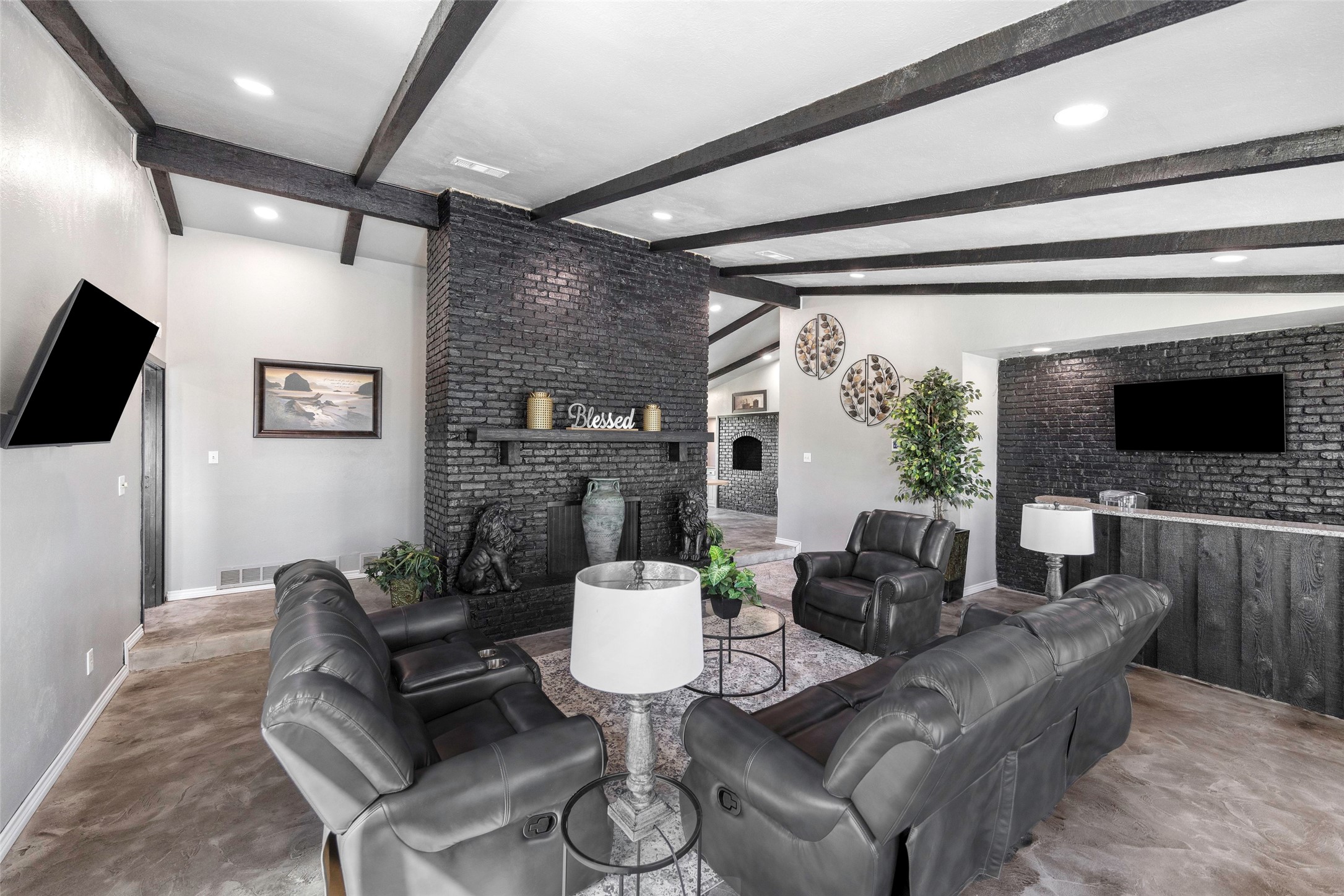 1702 Parker Road