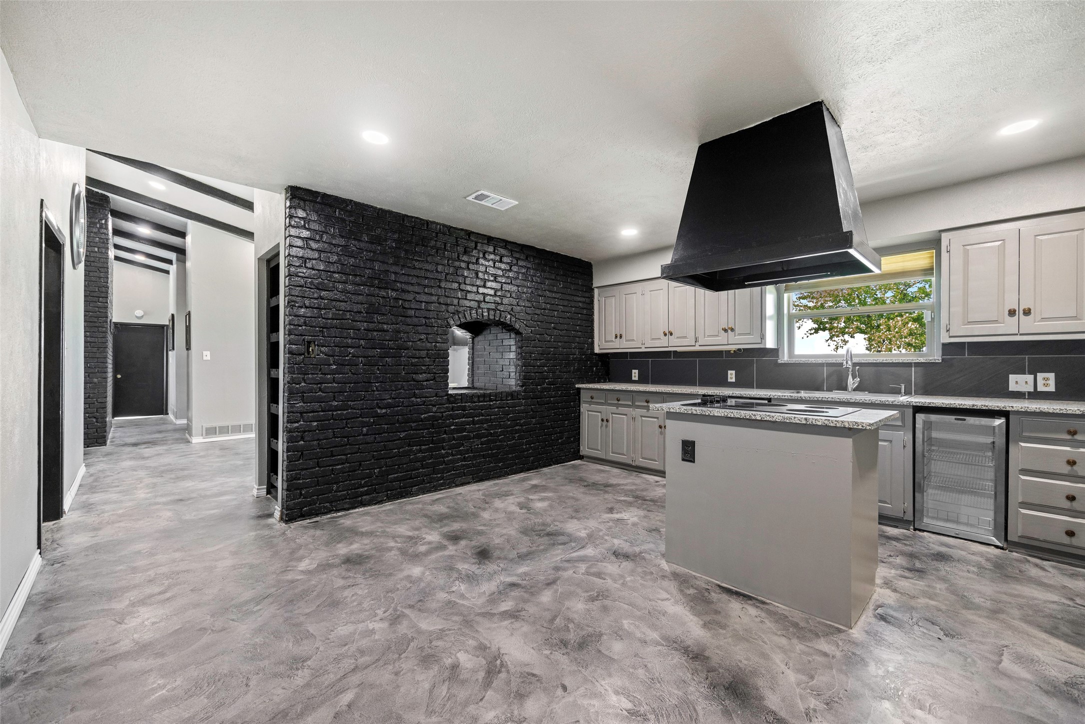 1702 Parker Road