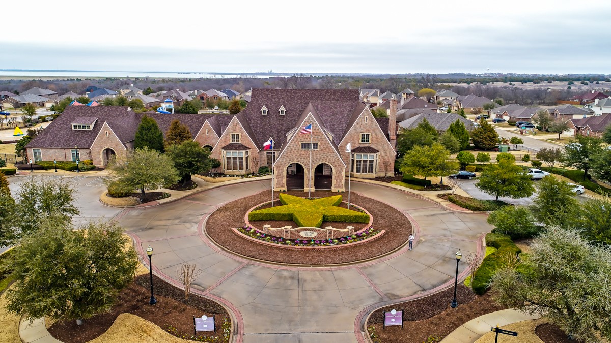 872 Bowie Drive