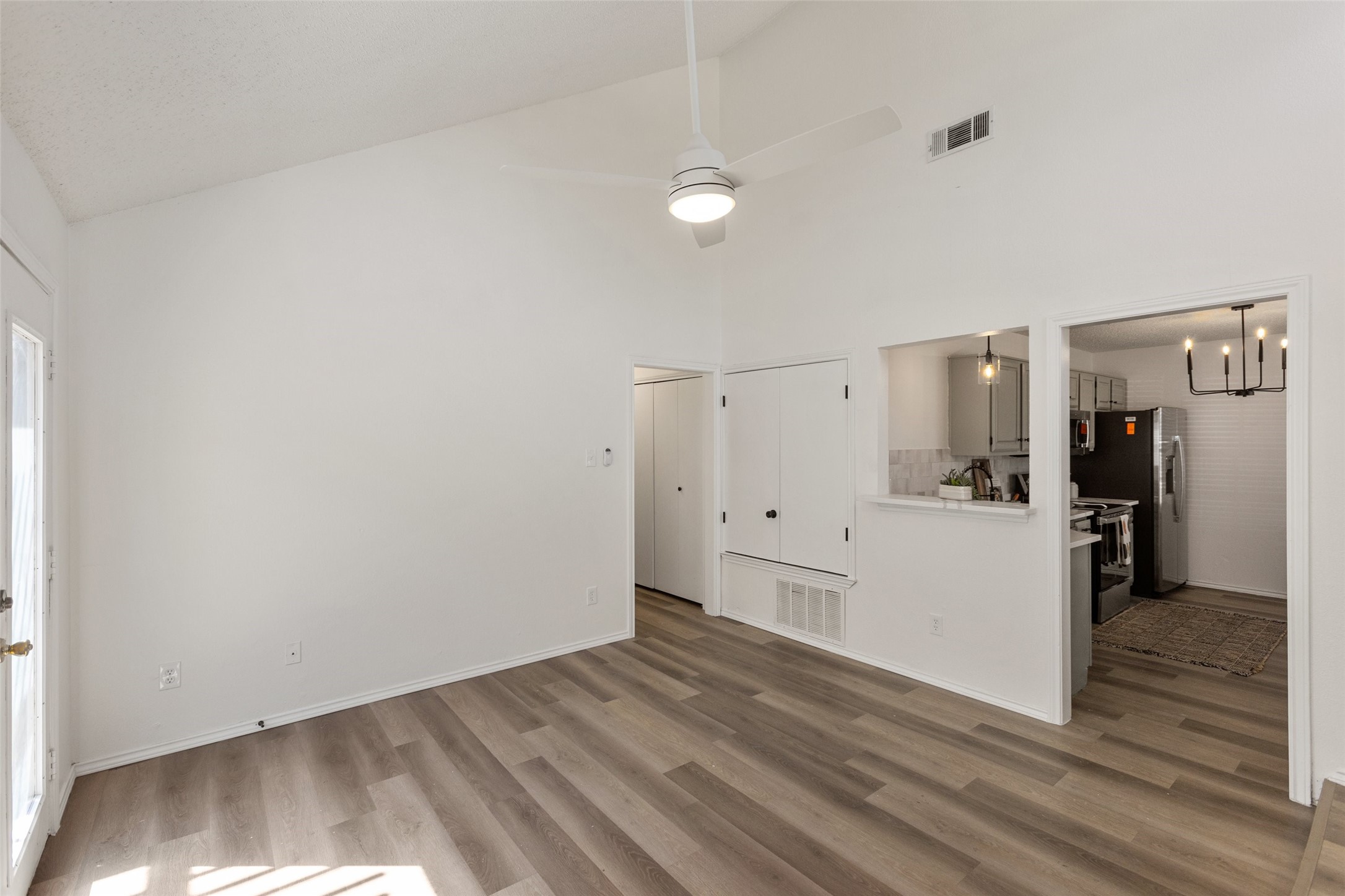 1332 Cedar Ridge Drive