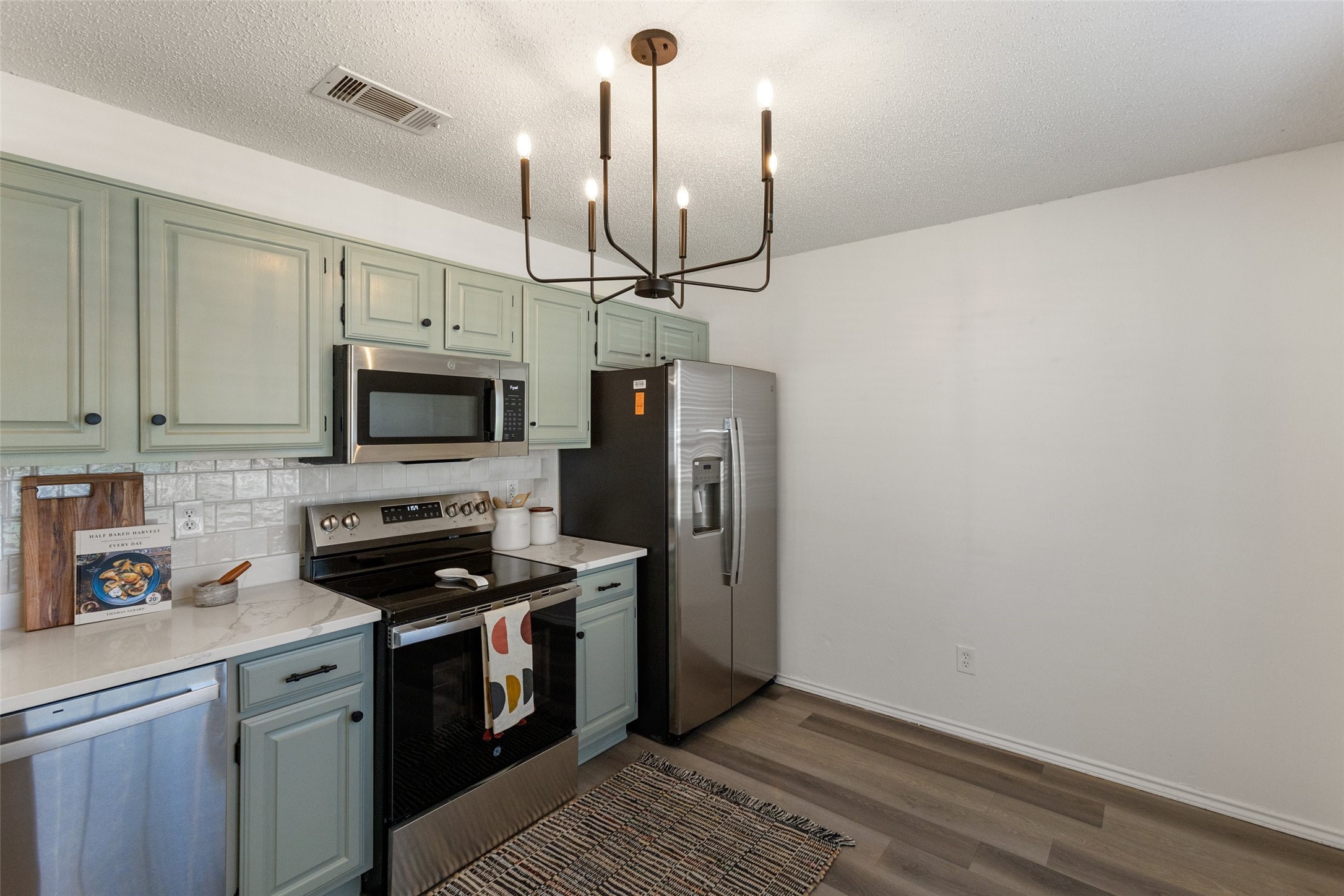 1332 Cedar Ridge Drive