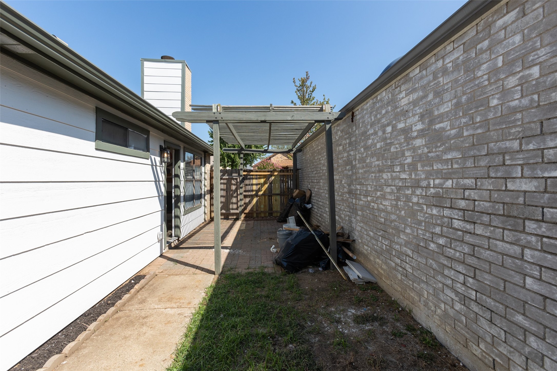 1332 Cedar Ridge Drive