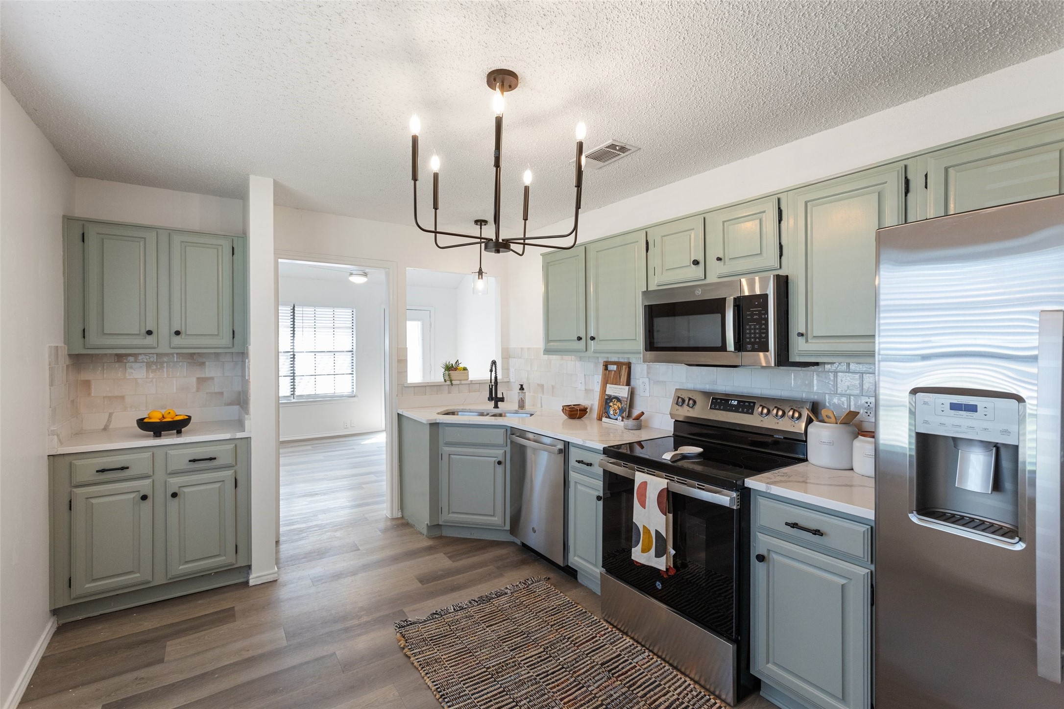 1332 Cedar Ridge Drive