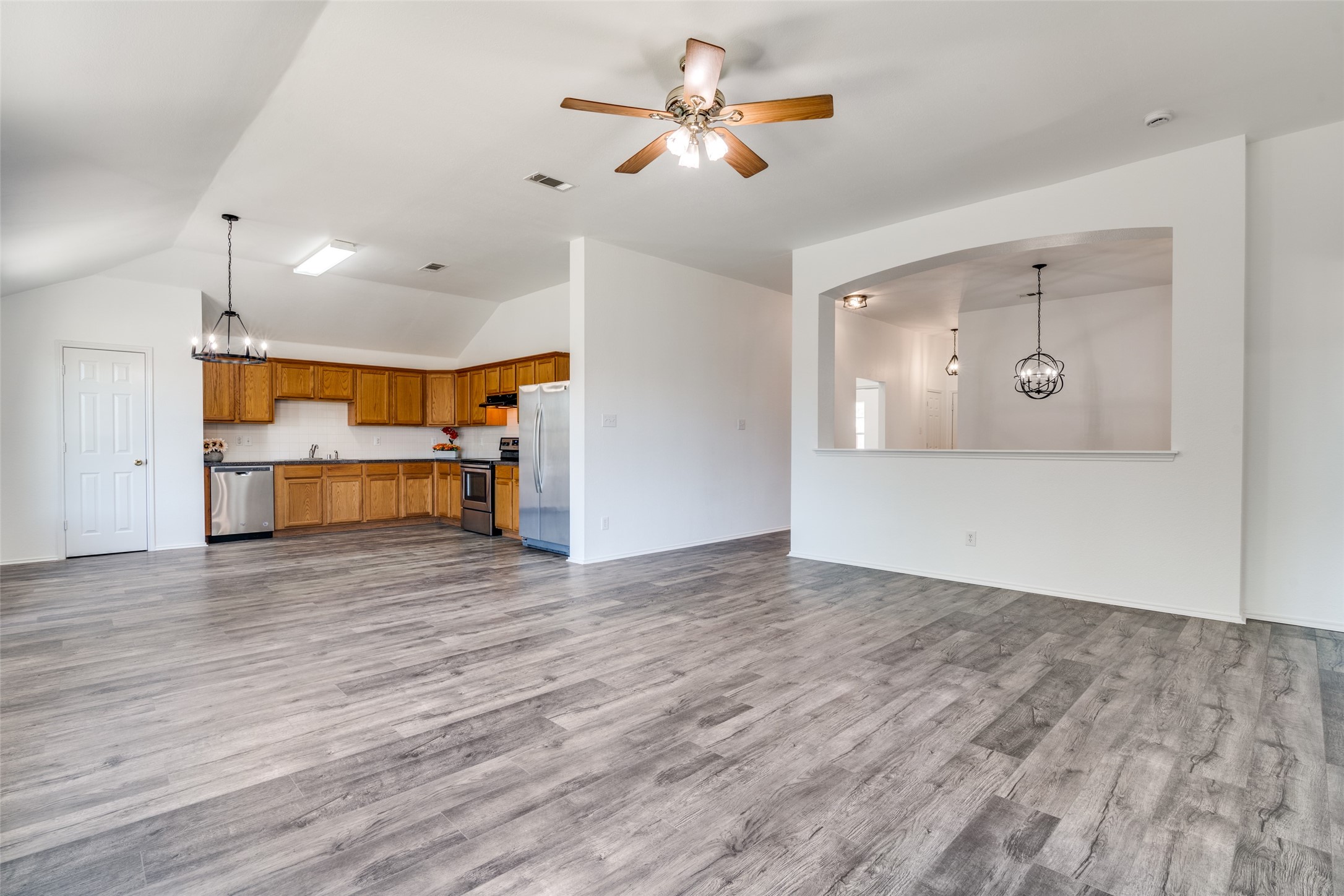 1912 Three Fountains Road