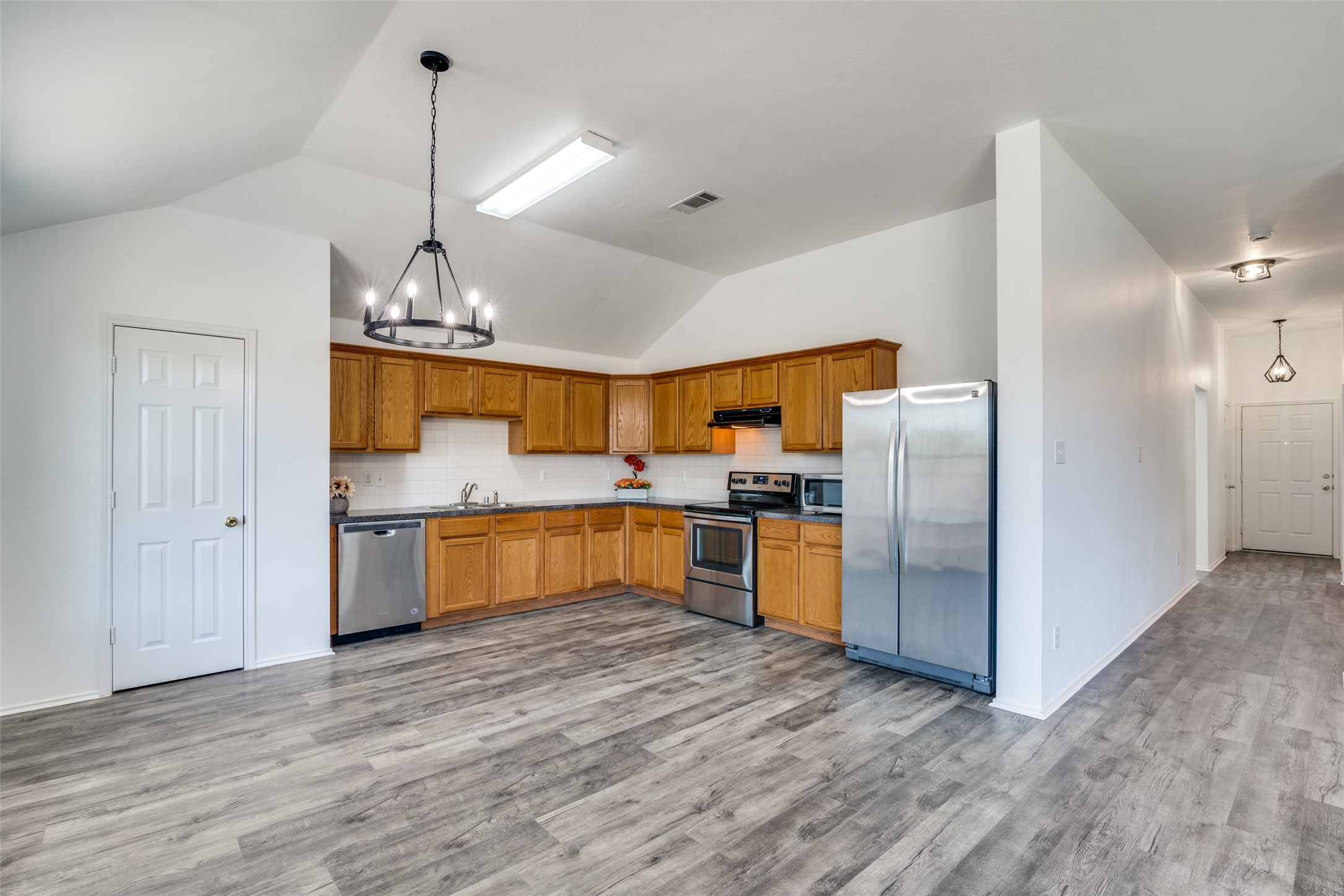 1912 Three Fountains Road