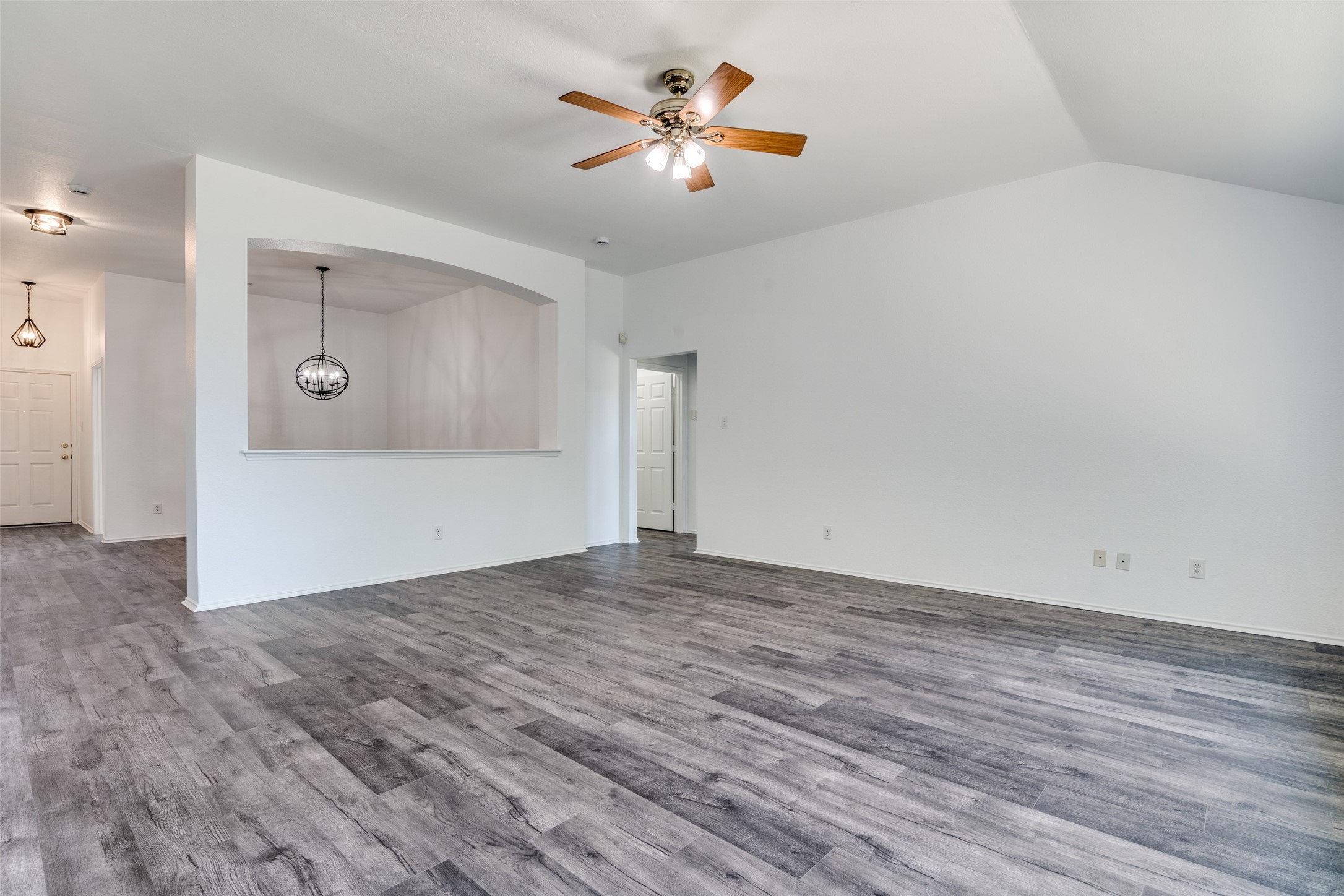 1912 Three Fountains Road