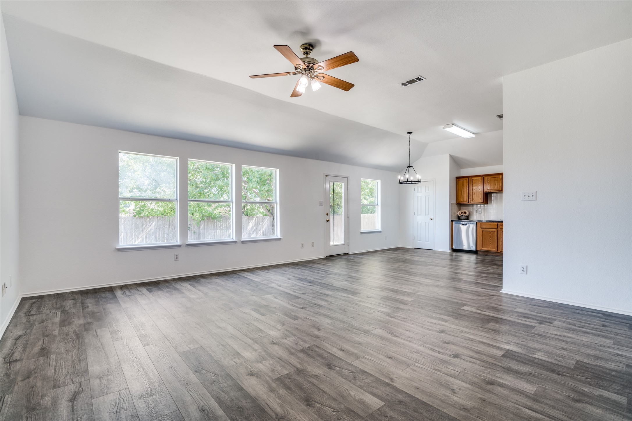 1912 Three Fountains Road