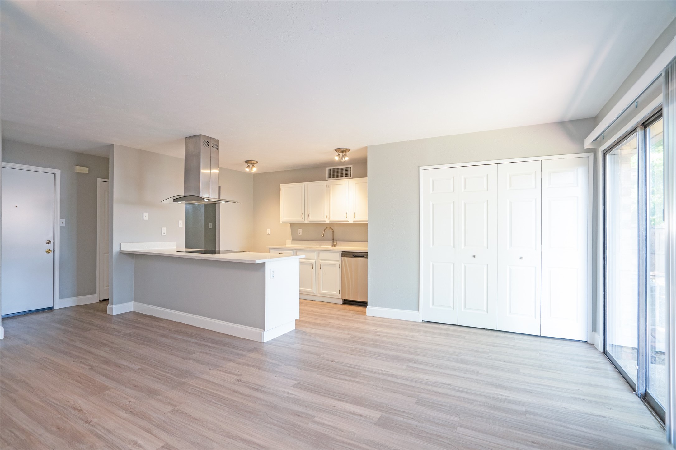 810 Sunny Slope Drive