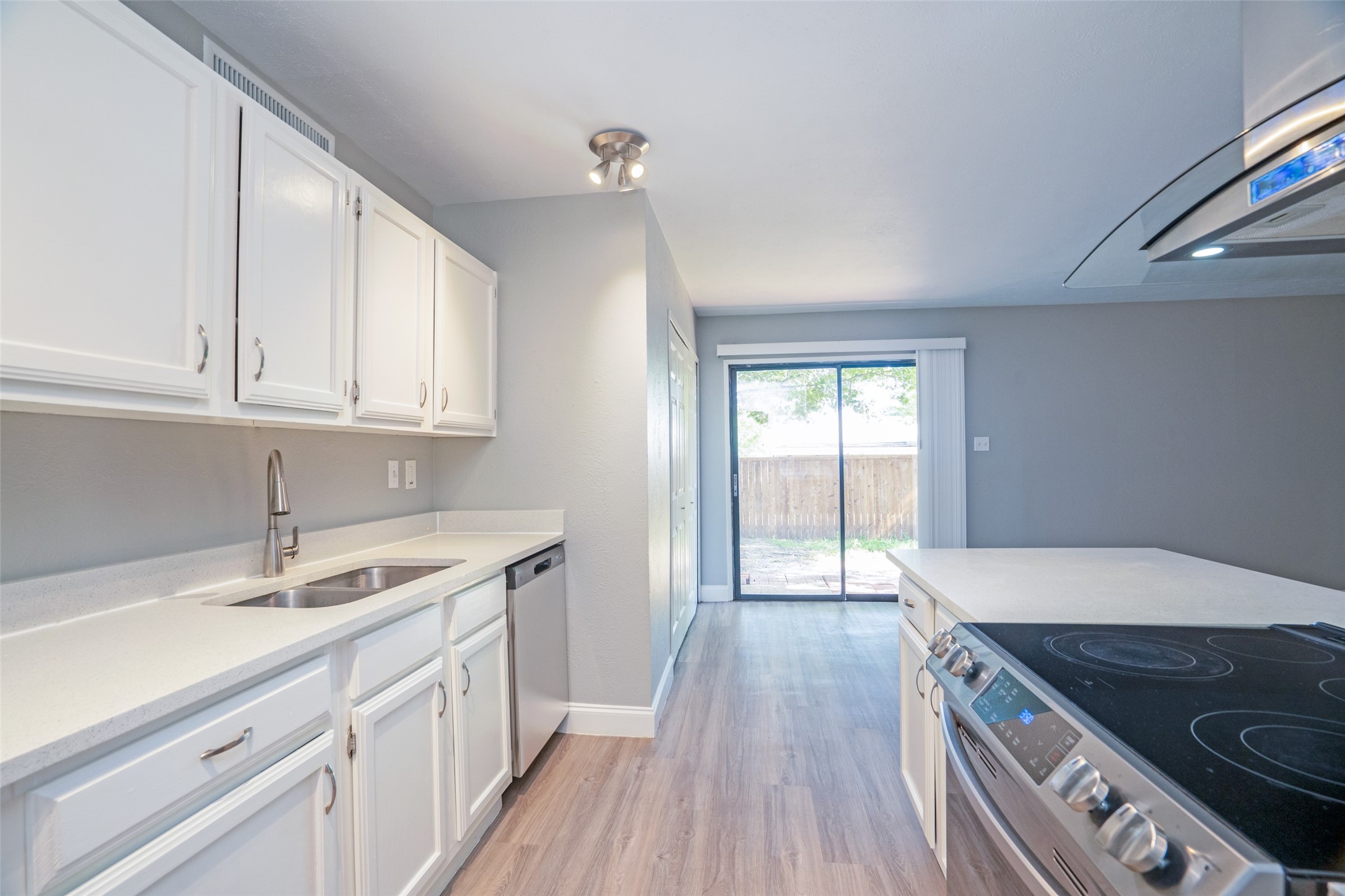 810 Sunny Slope Drive