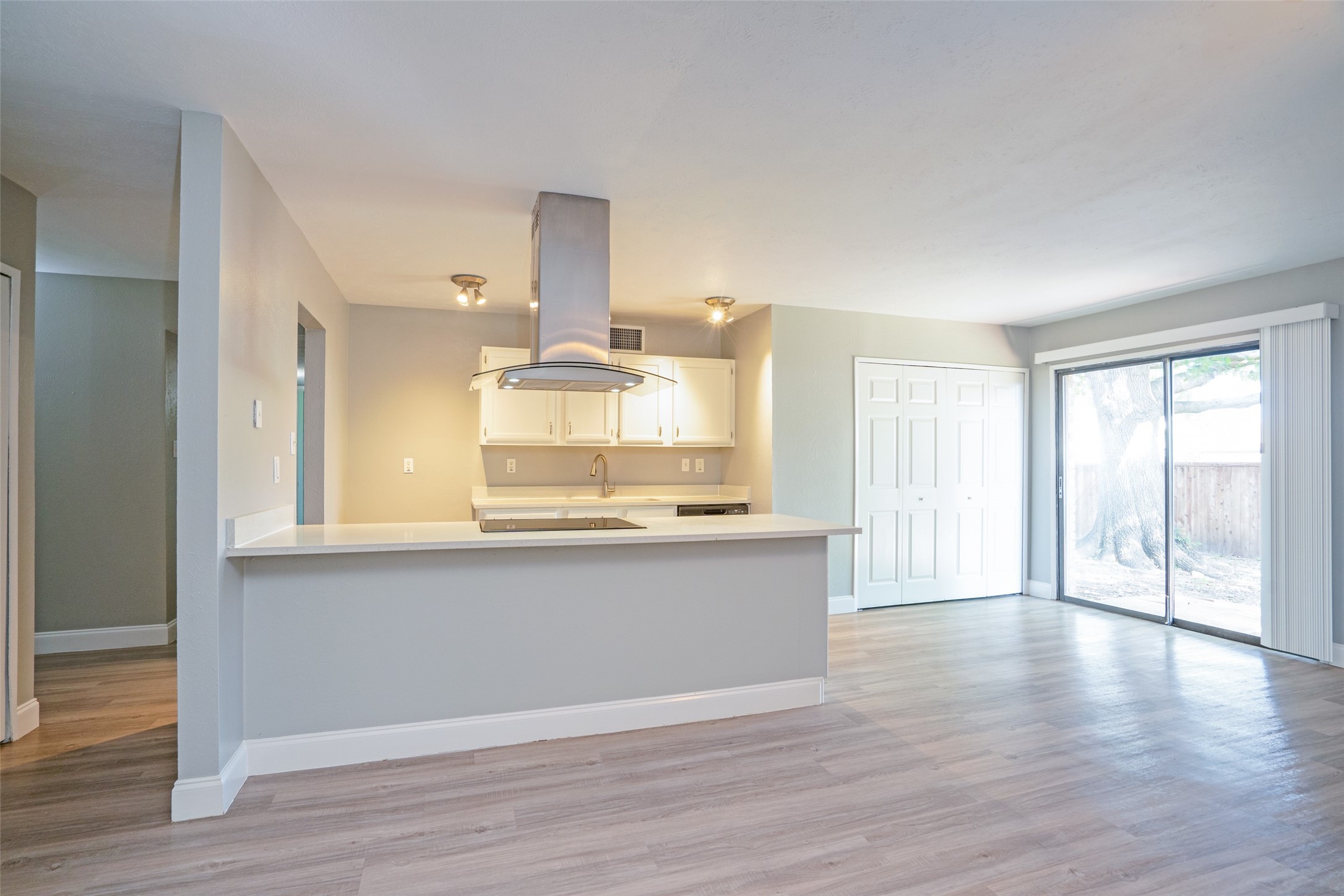 810 Sunny Slope Drive