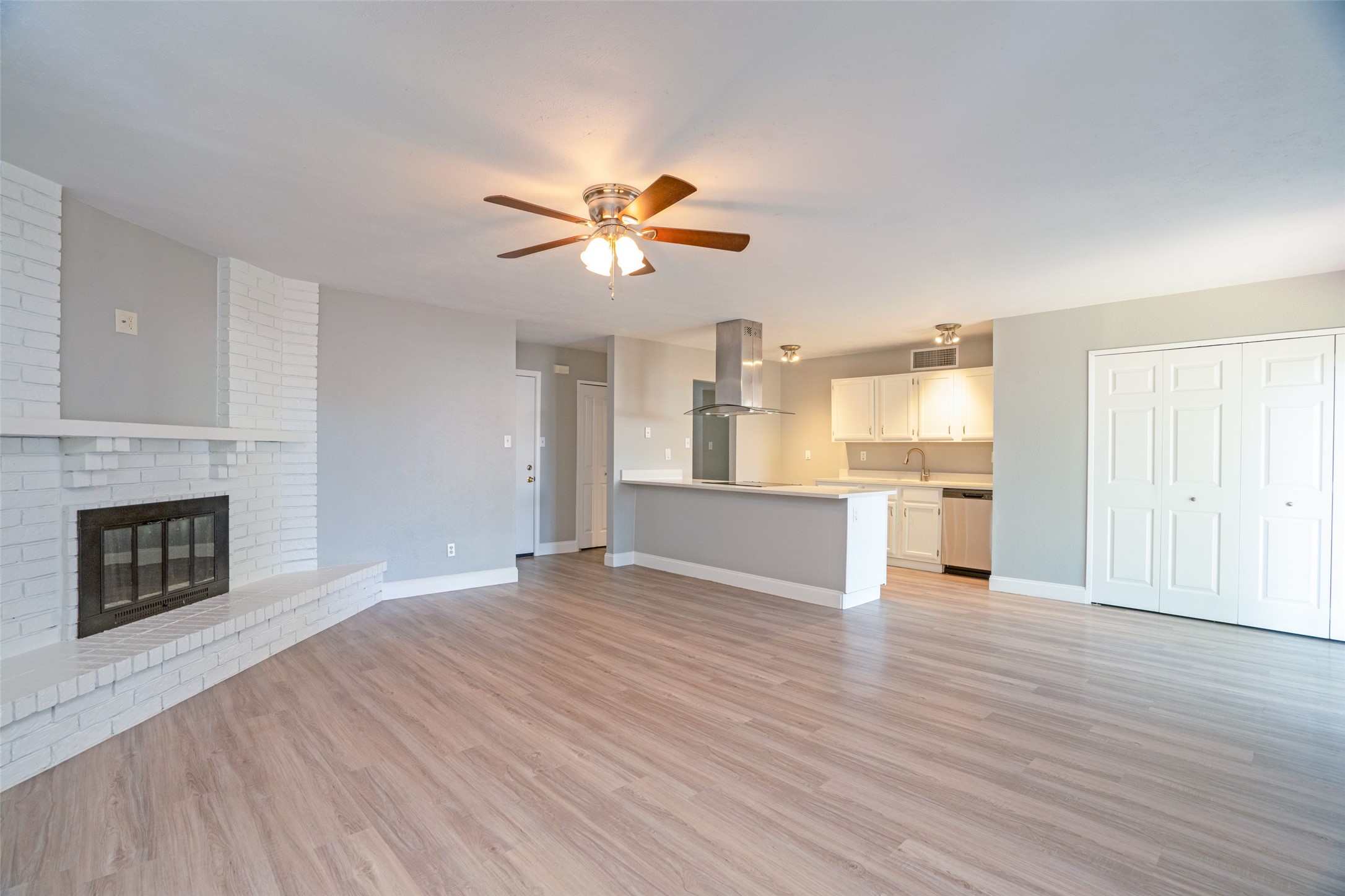 810 Sunny Slope Drive