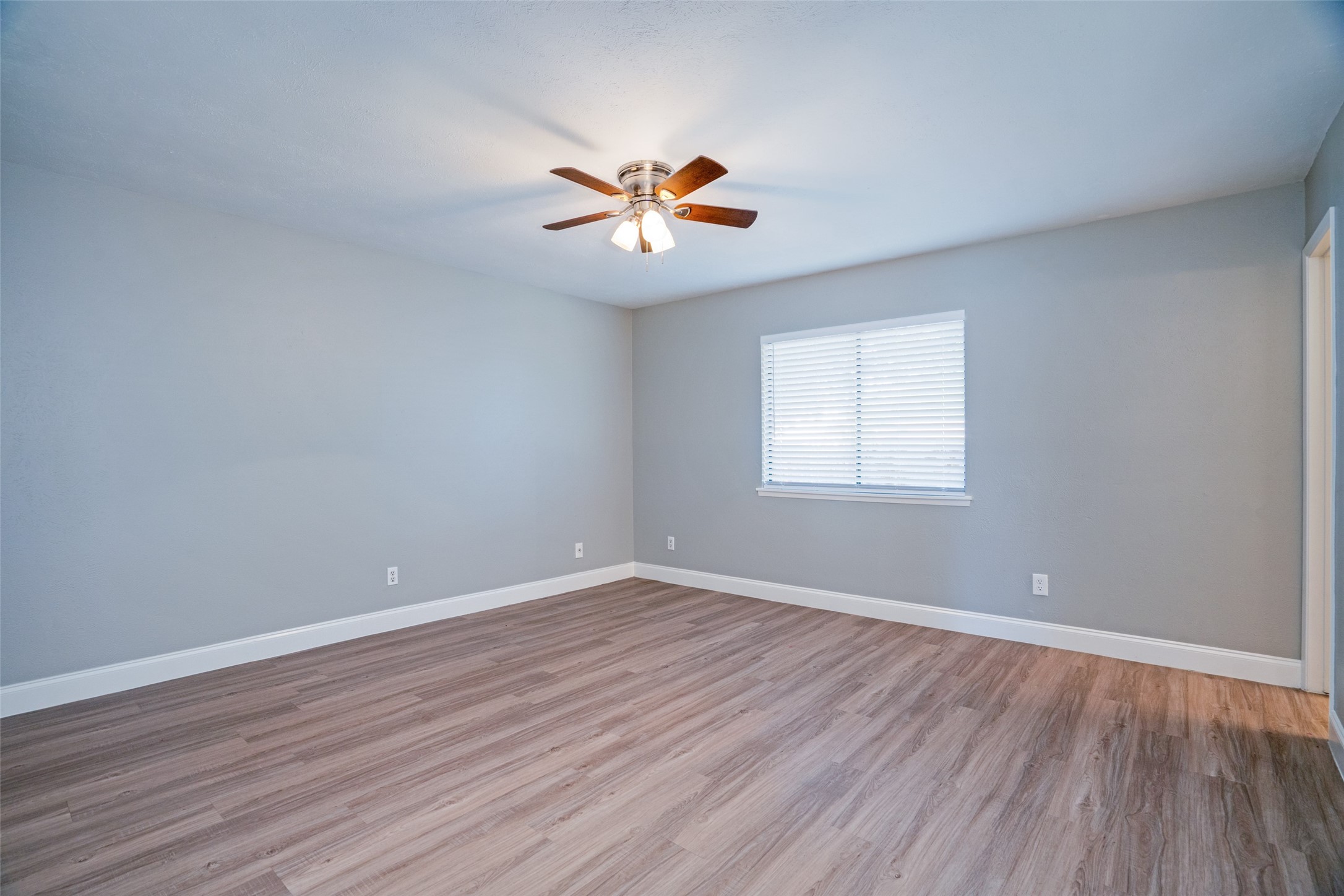 810 Sunny Slope Drive