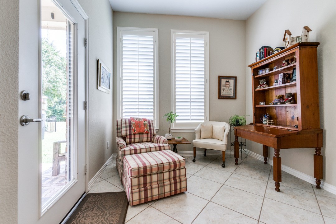 909 Grand Cypress Lane