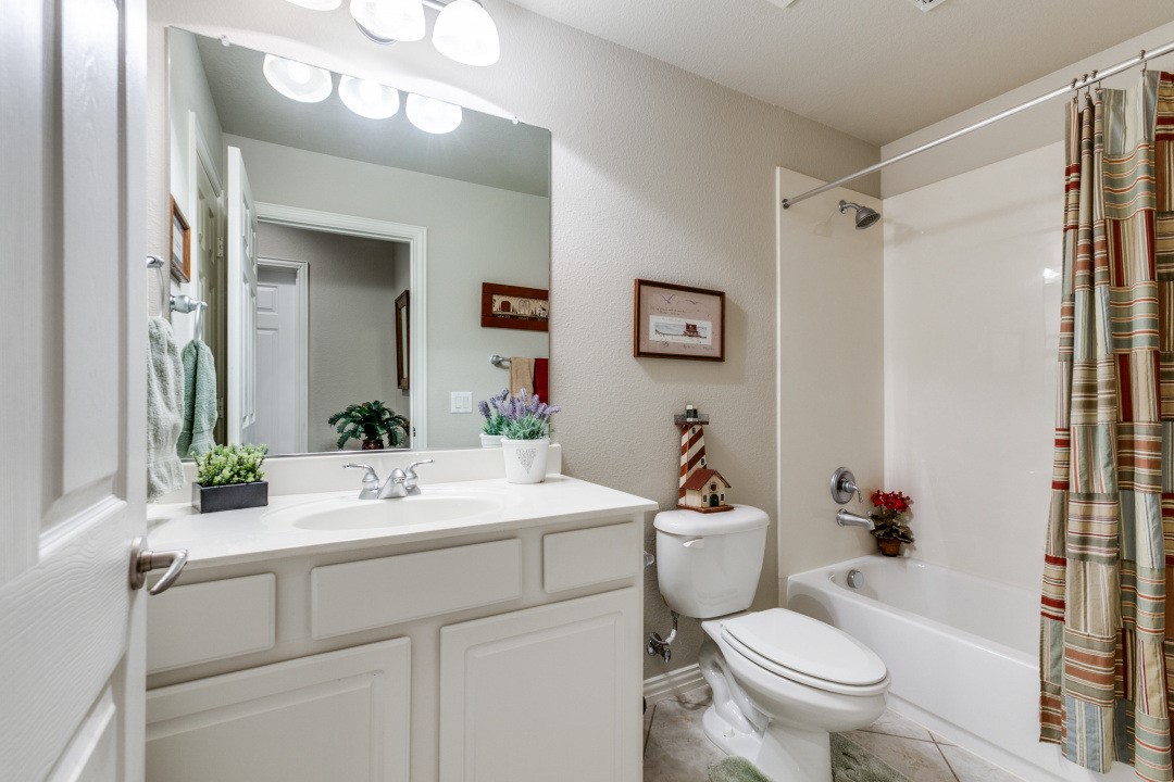 909 Grand Cypress Lane