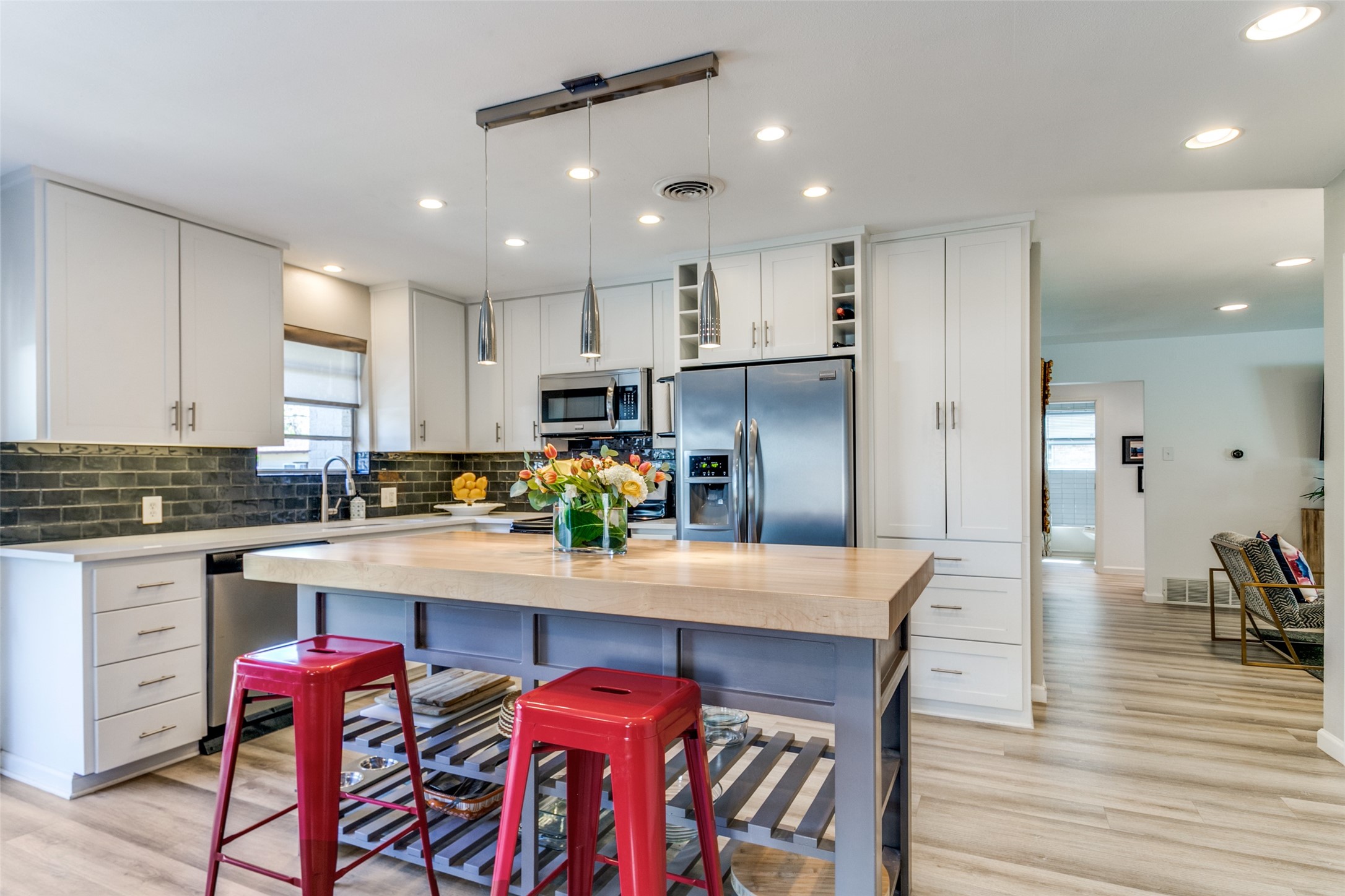 2115 Highwood Drive