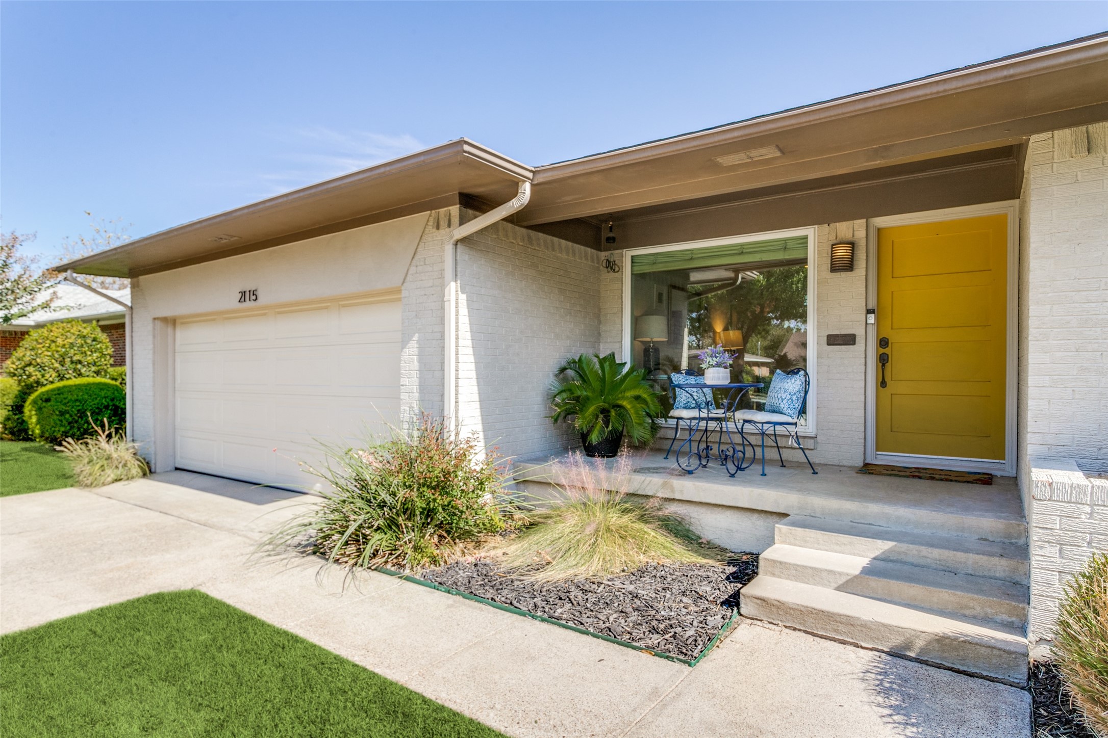 2115 Highwood Drive