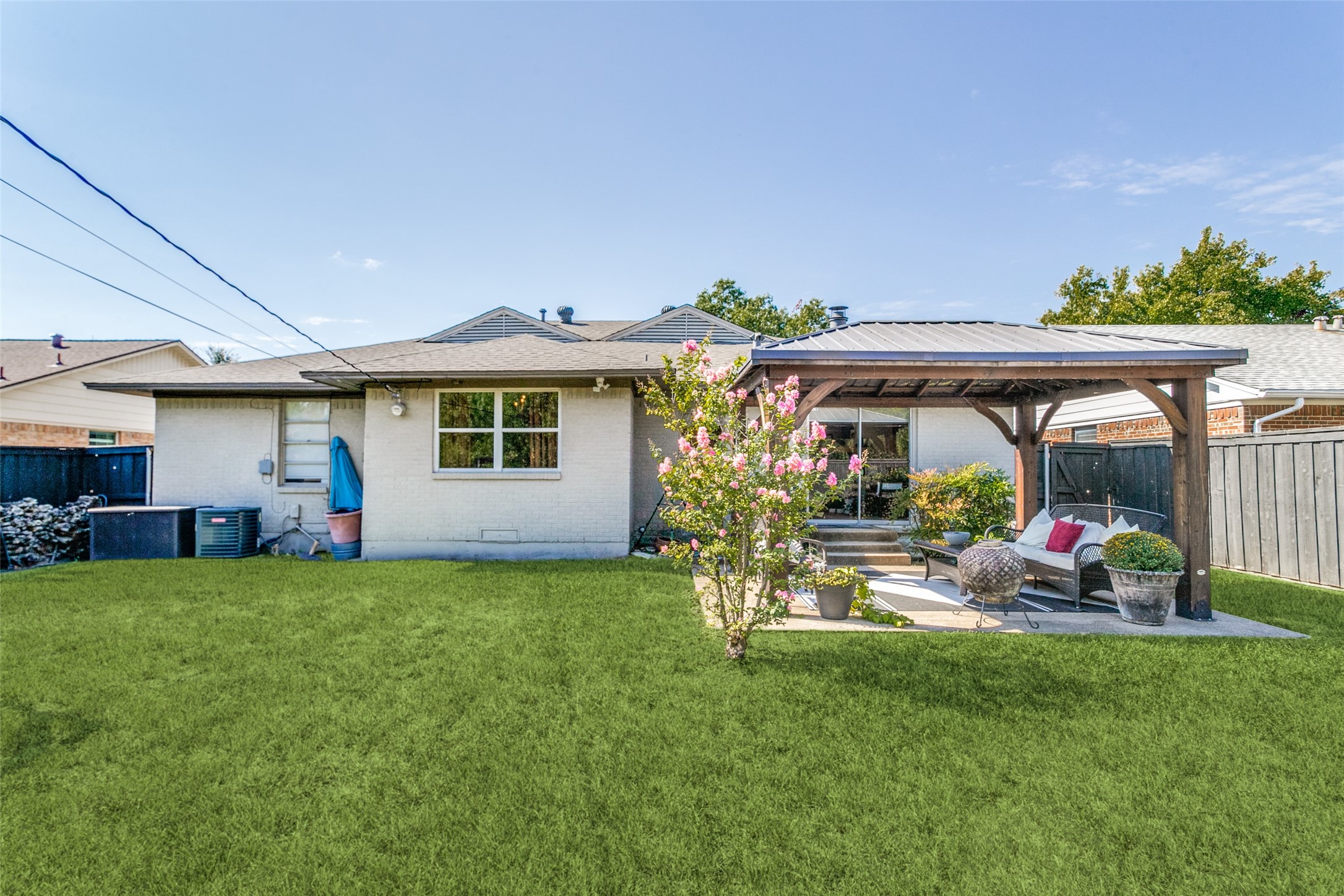 2115 Highwood Drive