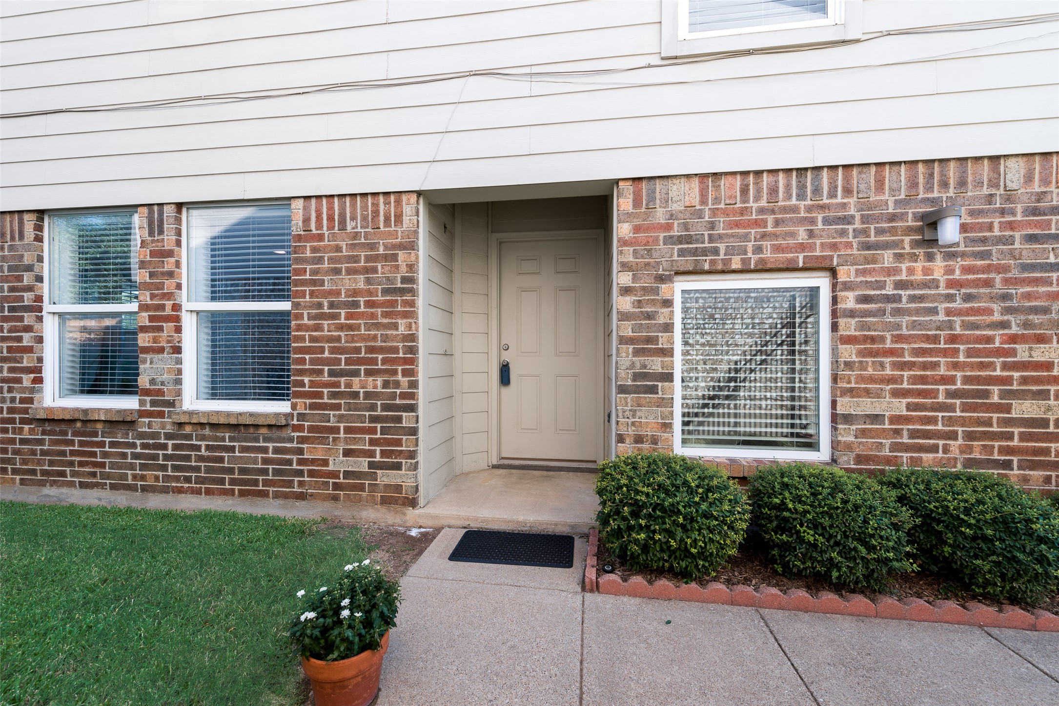 2605 Nova Drive