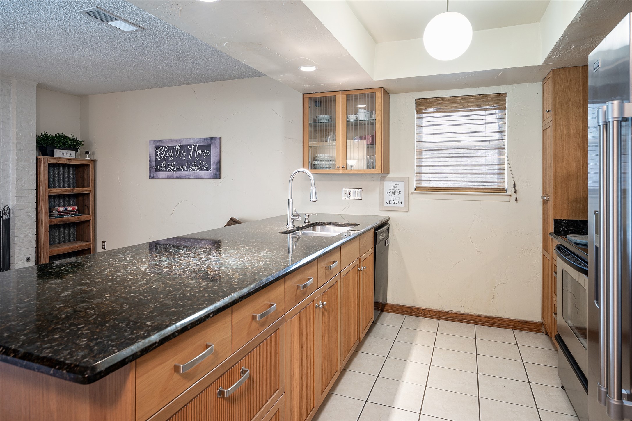 2106 J J Pearce Drive