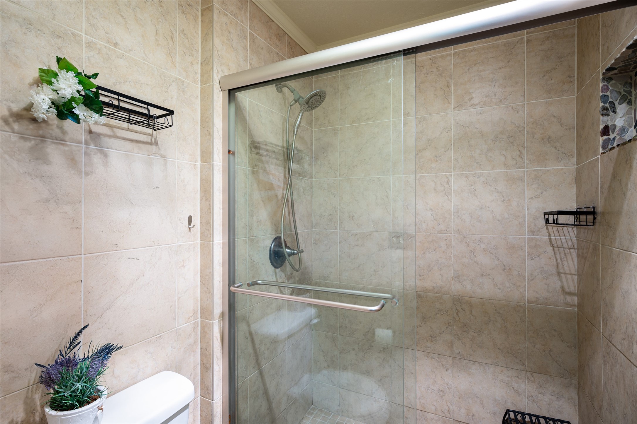 2106 J J Pearce Drive