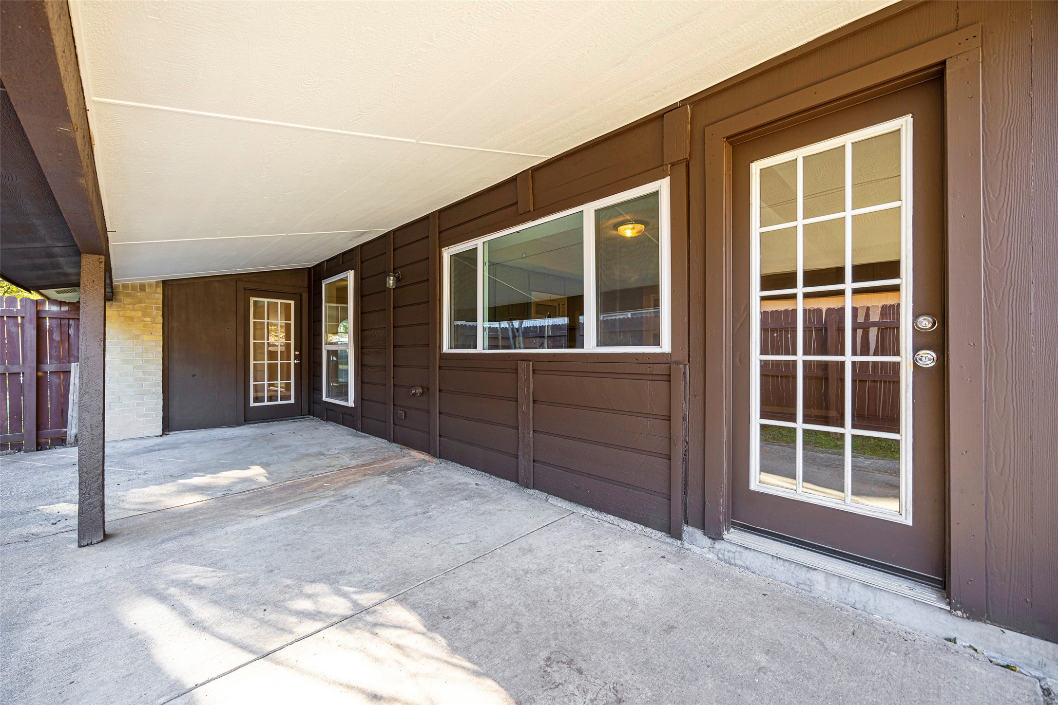 3013 Ripplewood Drive