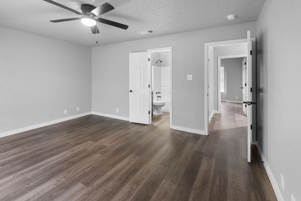 715 W Crawford Street