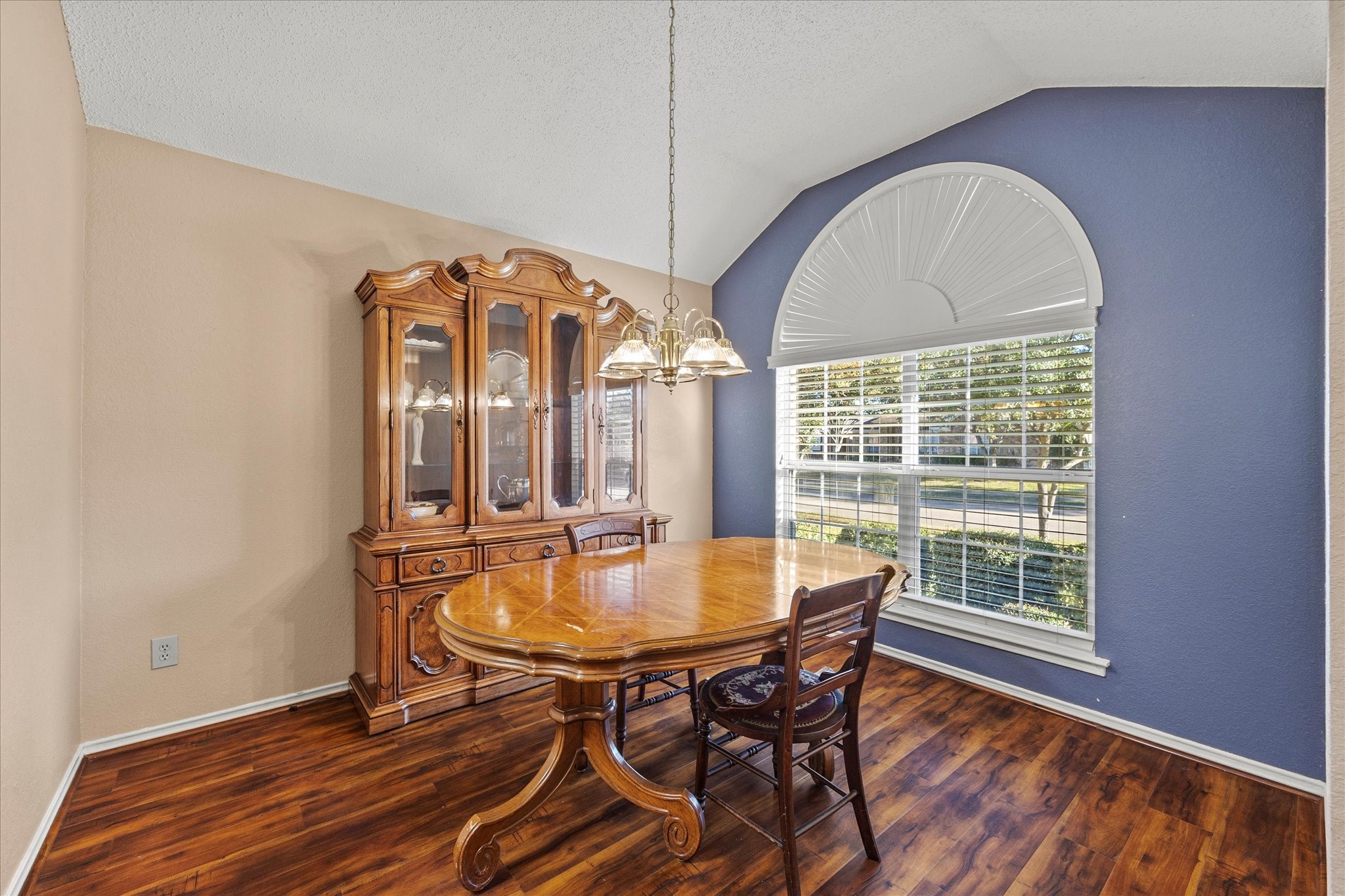 7309 Kingston Drive