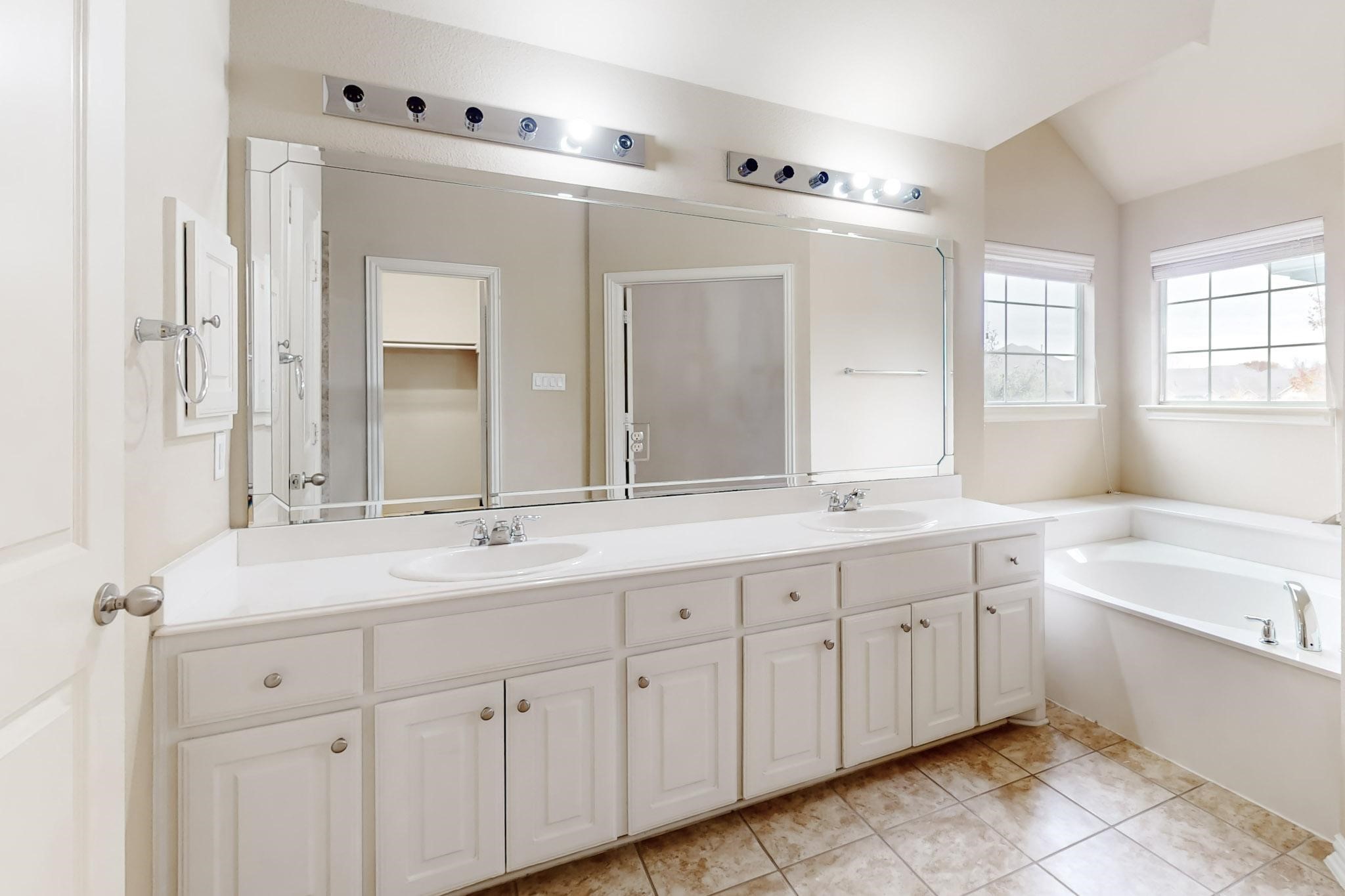 6115 Shoal Creek Trail