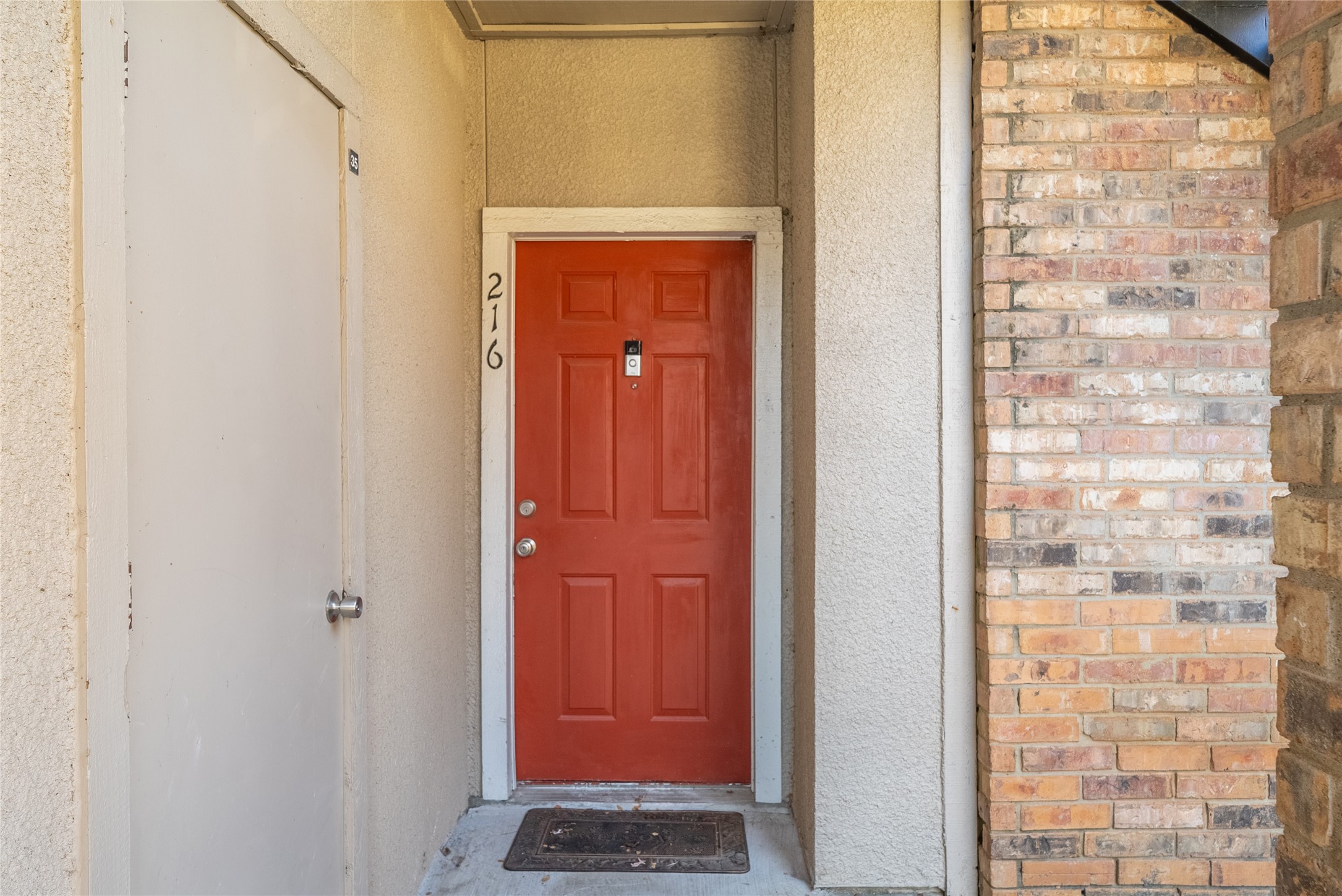 1700 Amelia Court 216