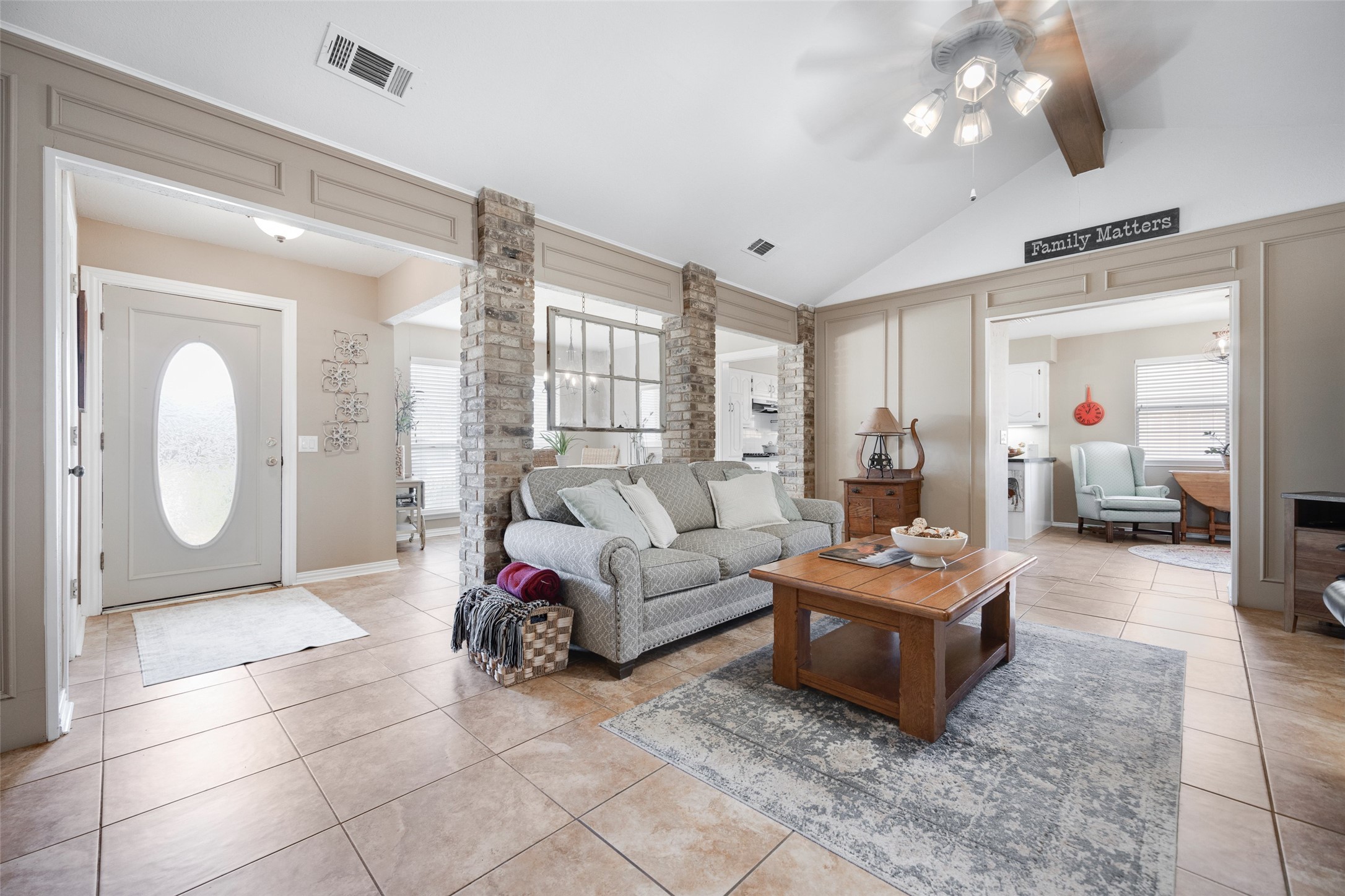 3937 Los Robles Drive