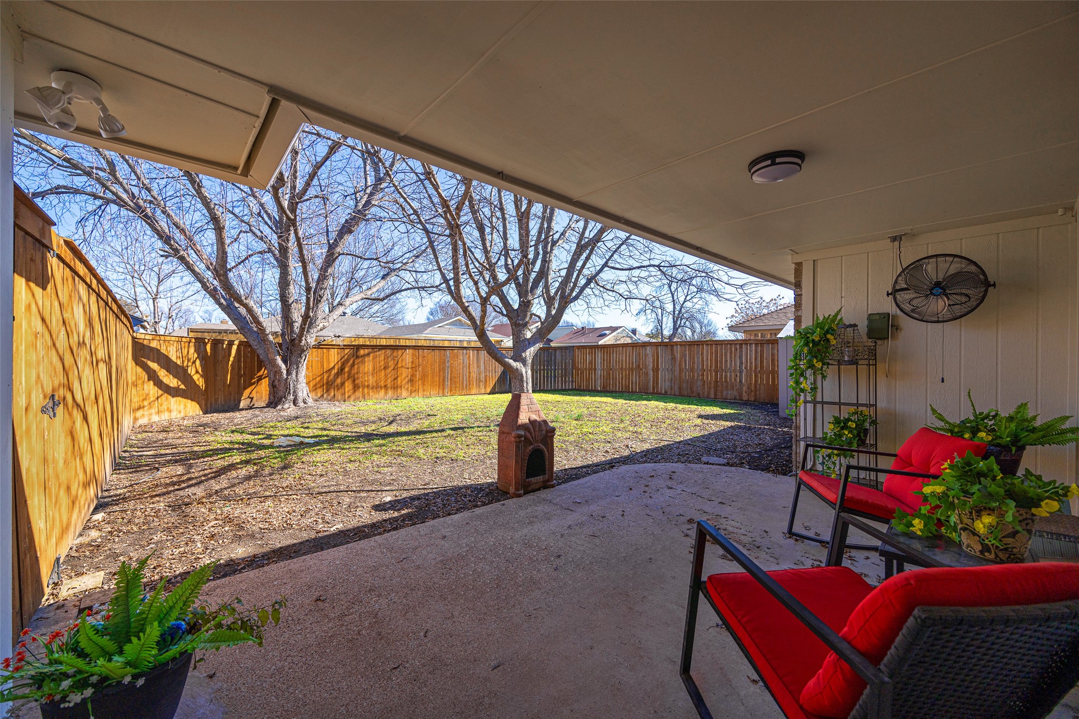 3937 Los Robles Drive