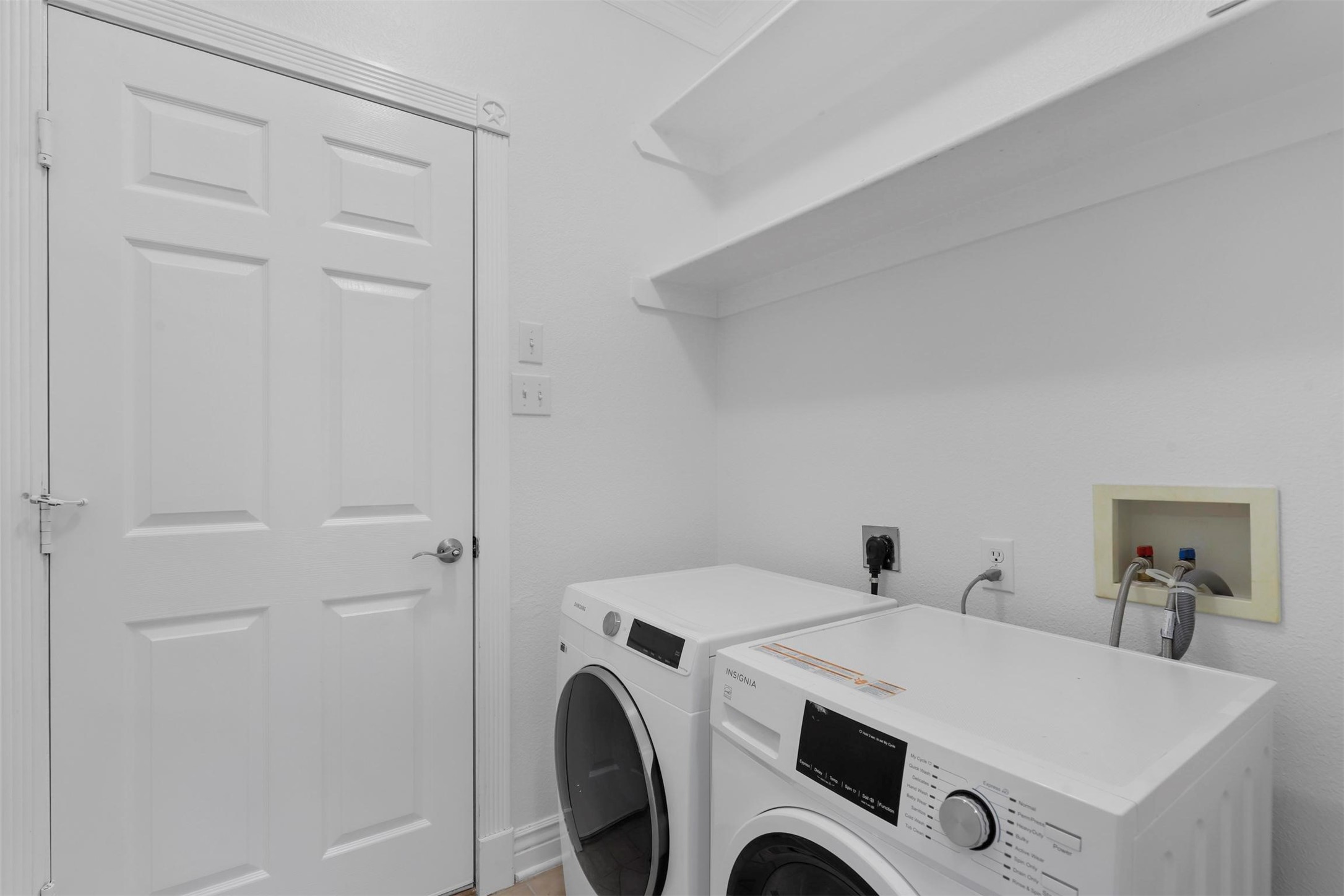 6841 Beverly Glen Drive