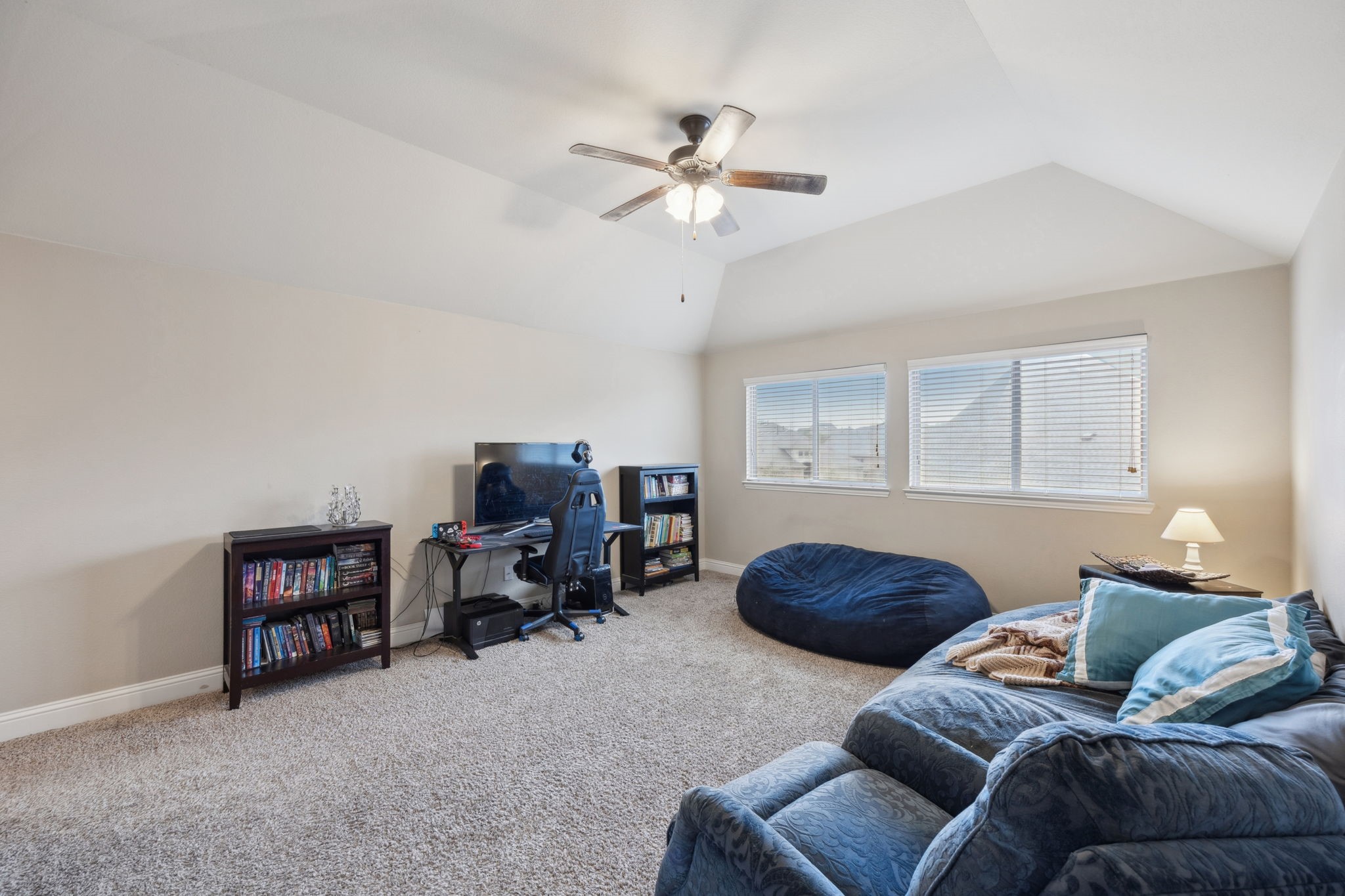 1833 Fountain Vista View