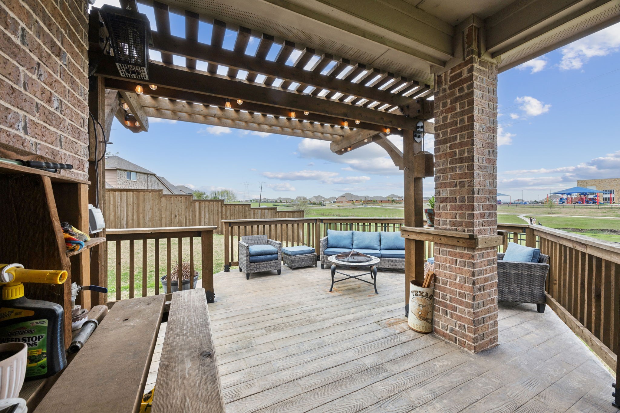 1833 Fountain Vista View